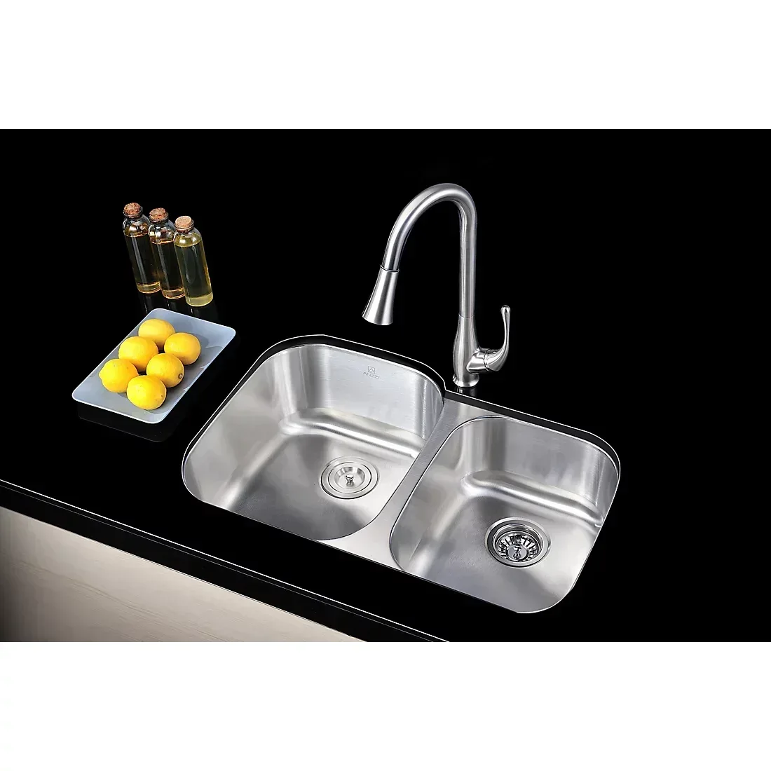 ANZZI Moore 32" x 20" Kitchen Sink - Brushed Silver - Image 3