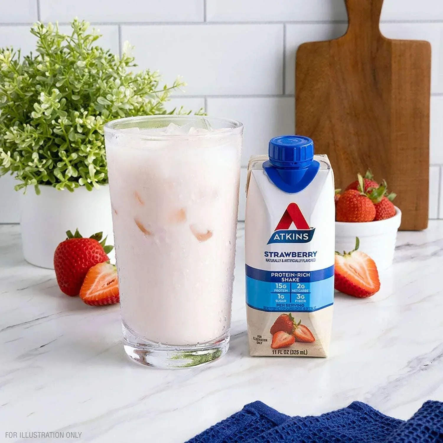 Atkins 15g Keto Protein Shake, Strawberry 11 fl. oz. 15 pk. - Image 4