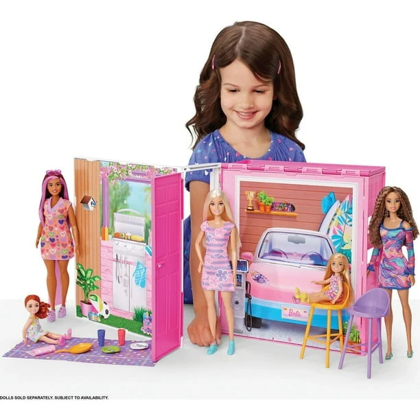 Barbie Getaway Doll House with Barbie Doll & Accessories - Image 2