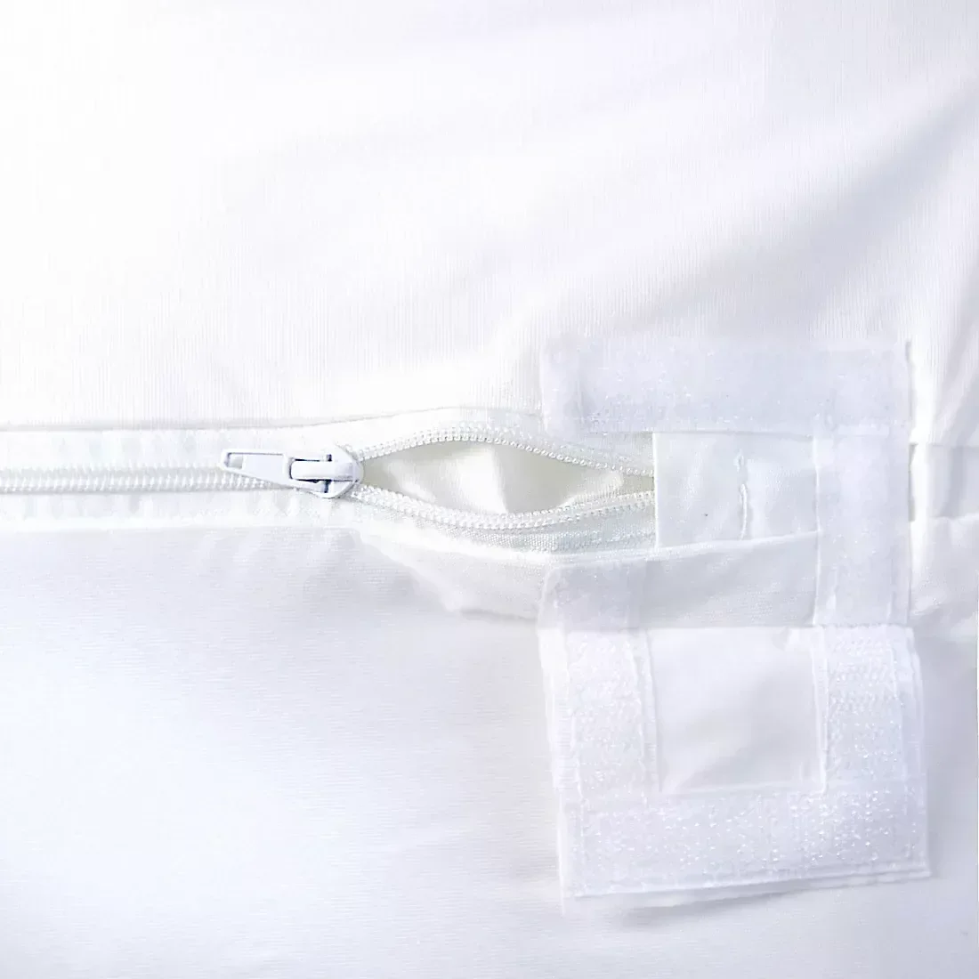 Berkley Jensen Allergy Advanced Zippered Full-Size Mattress Protector - Image 4