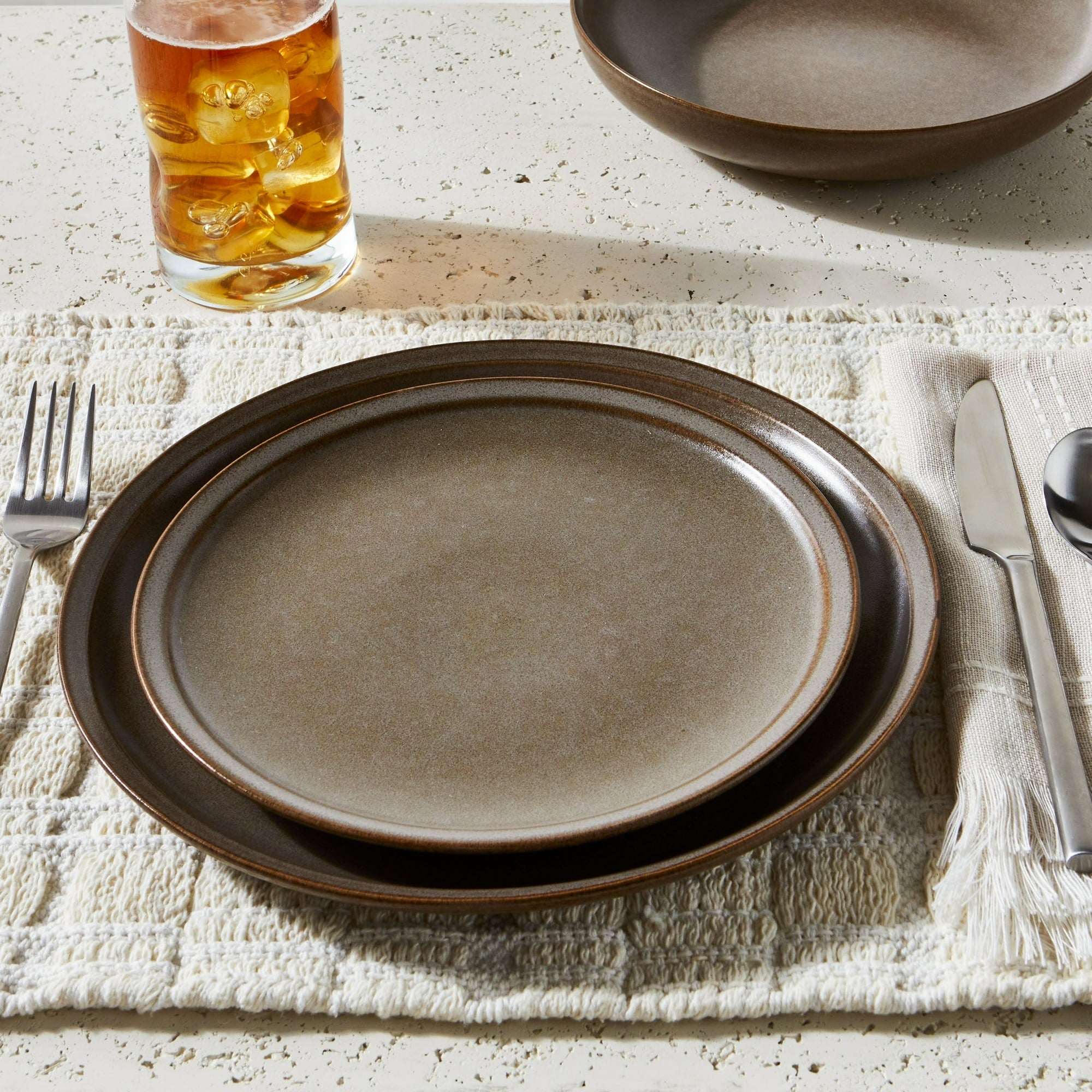 Better Homes and Gardens Banks Brown 10.25-Inch Stoneware Dinner Plate - Image 3