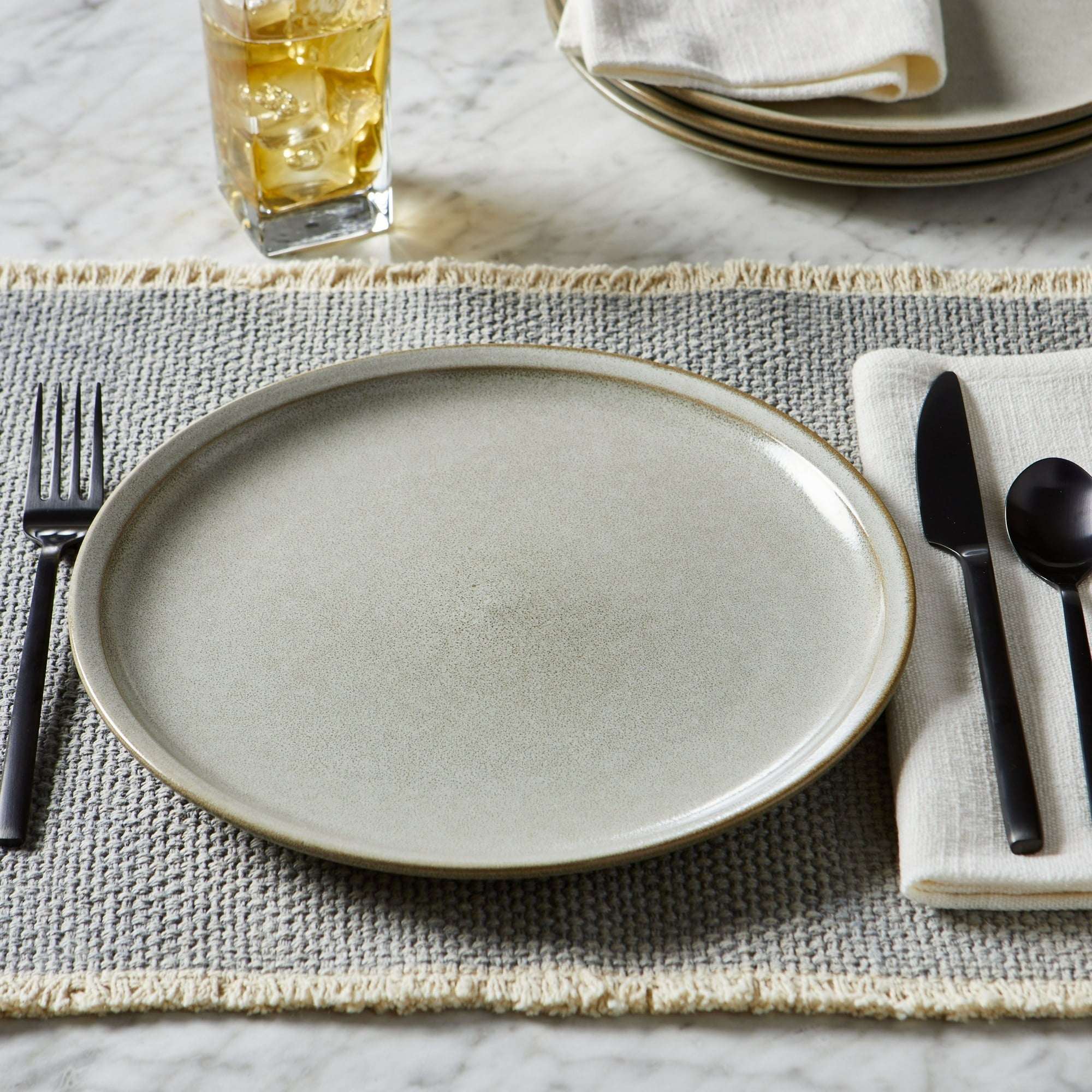 BETTER HOMES & GARDEN BANKS DINNER PLATE CREAM - Image 2