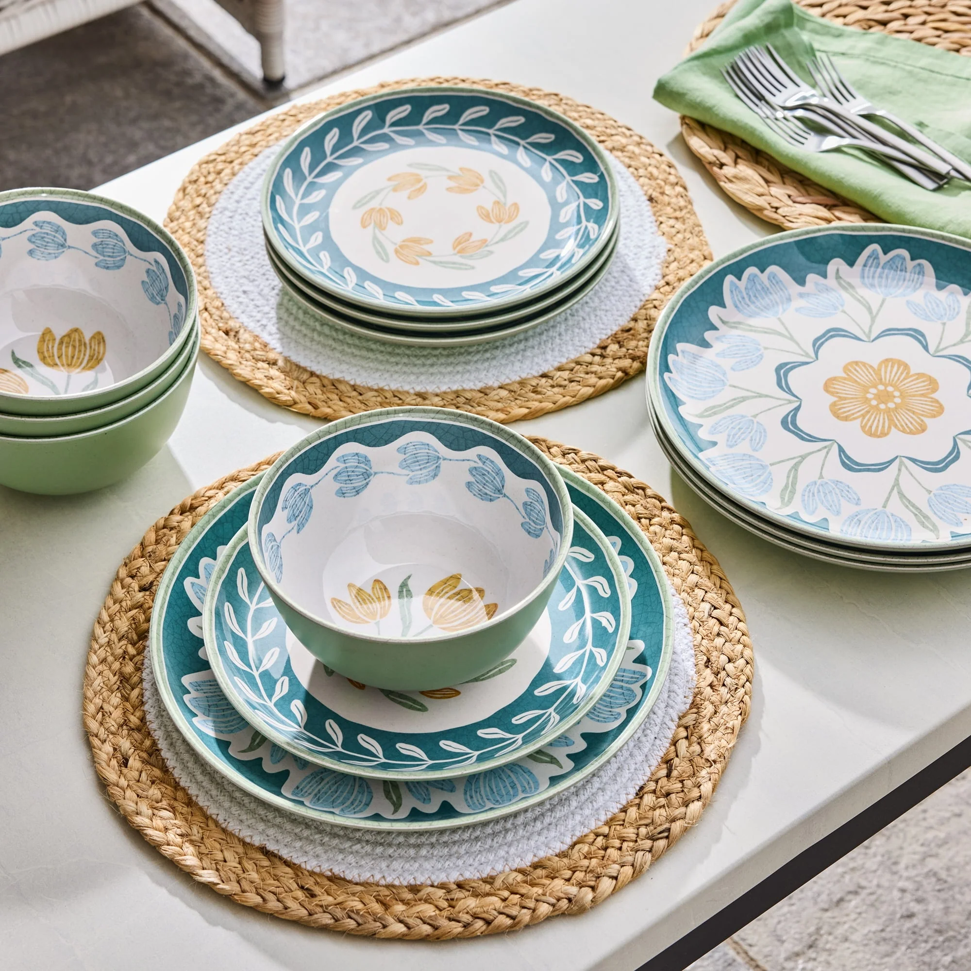 Better Homes & Gardens 12 Piece Bamboo Melamine Green Floral Dinnerware Set - Image 6