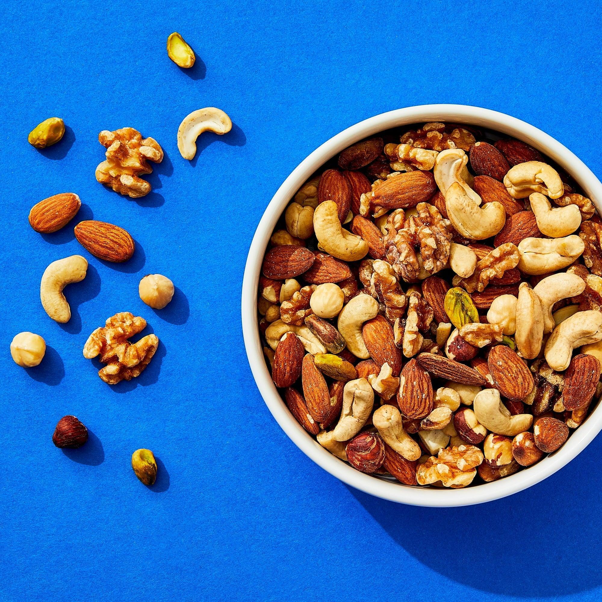 bettergoods Raw Mixed Nuts, 10 oz - Image 2