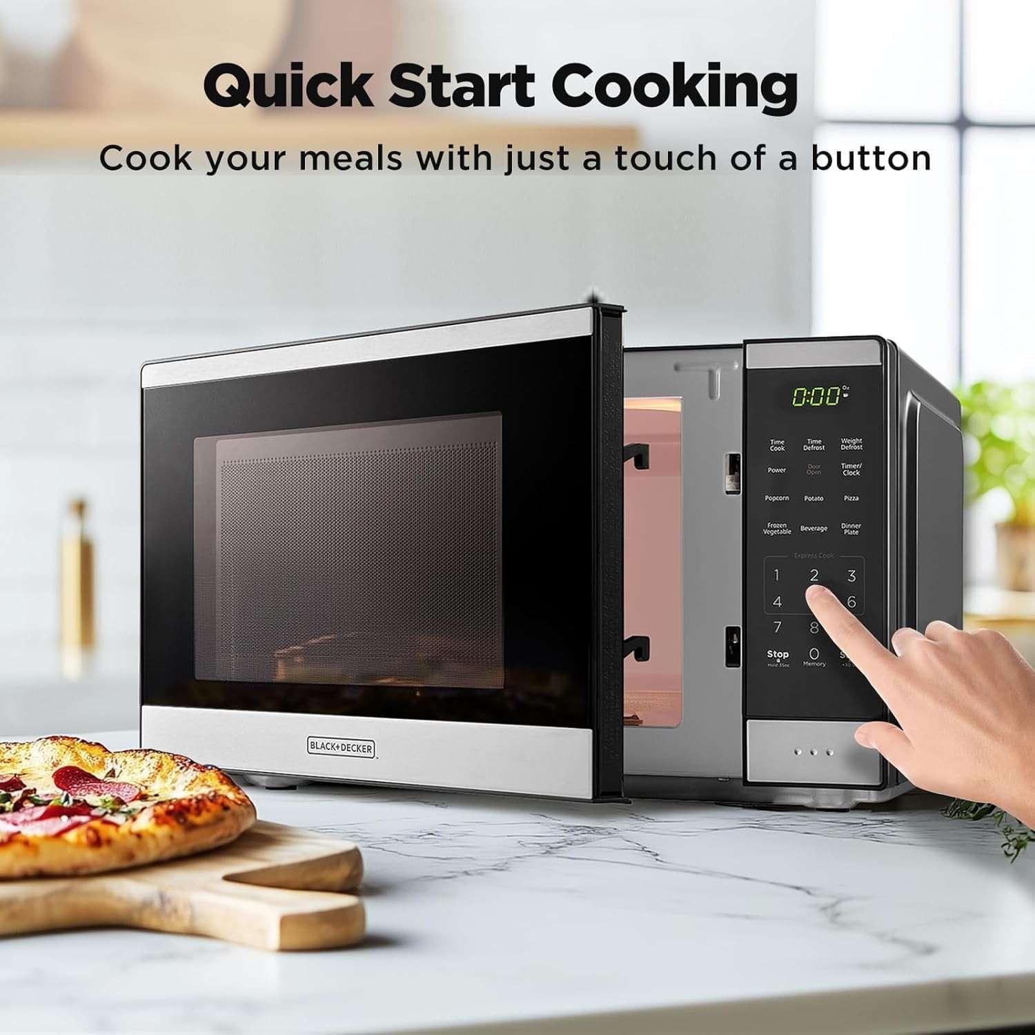 BLACK+DECKER 0.9 Cu Ft Microwave Oven Countertop , 6 Auto Menus, 10 Power Levels, Digital Panel, 900W - Image 3