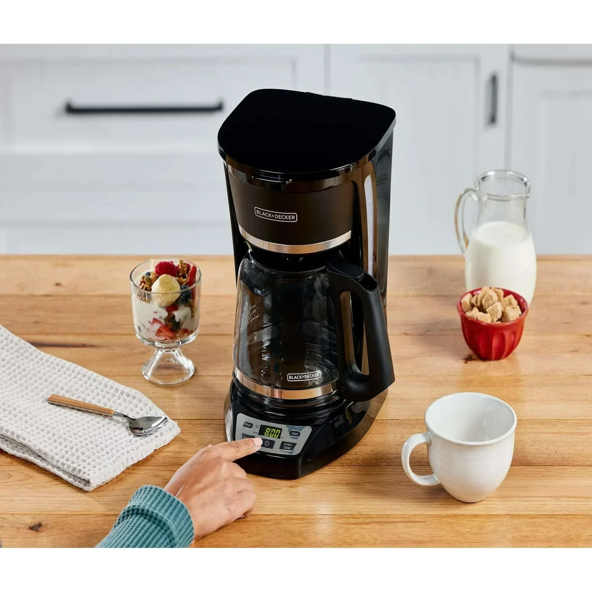BLACK+DECKER Programmable 12-Cup Drip Coffee Maker with Custom Brew Strength, Black - Image 8