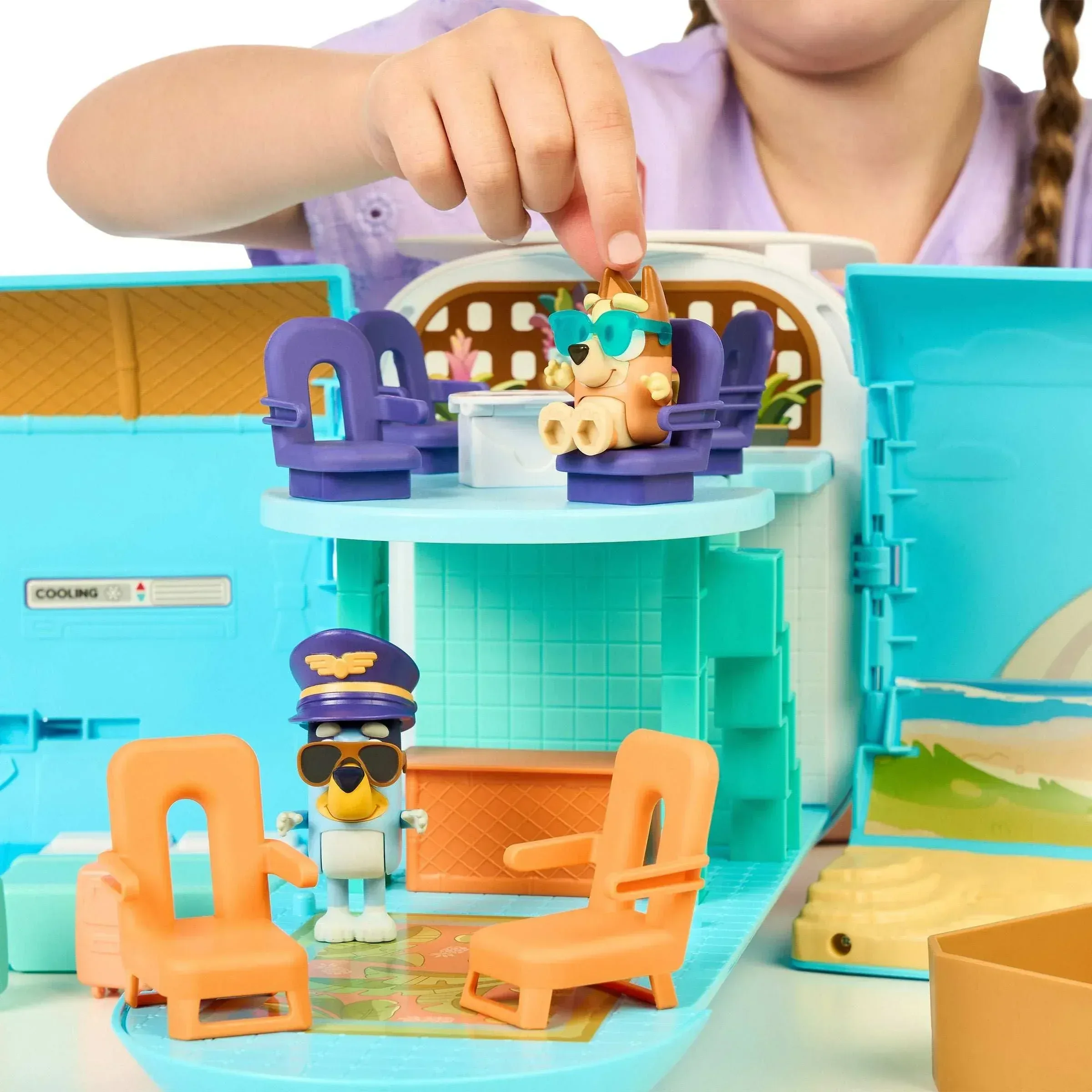 Bluey 3 in 1 Transforming Plane Mega Playset - Image 5