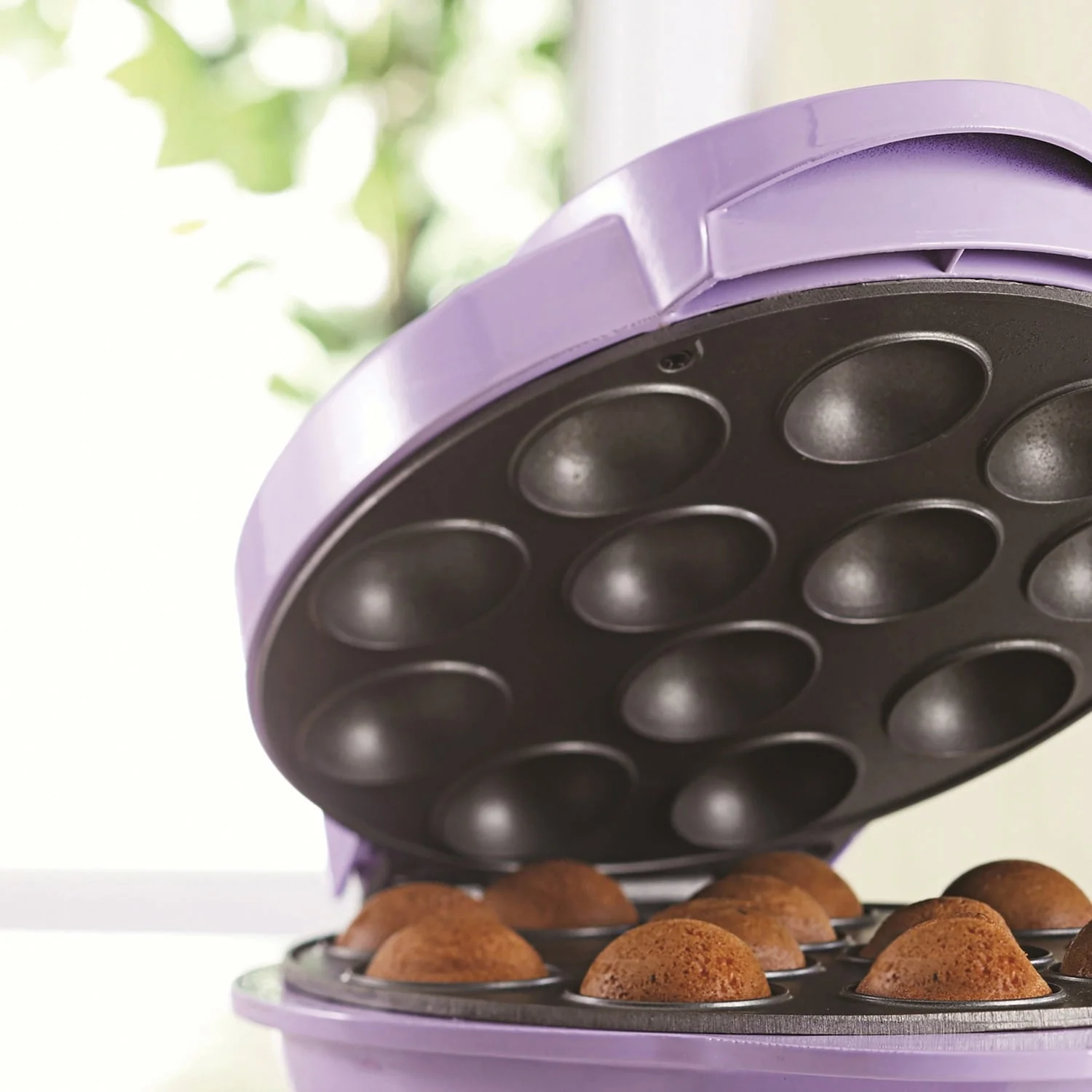 Brentwood Just For Fun Nonstick Electric Cake Pop Maker, TS-254PT - Image 4