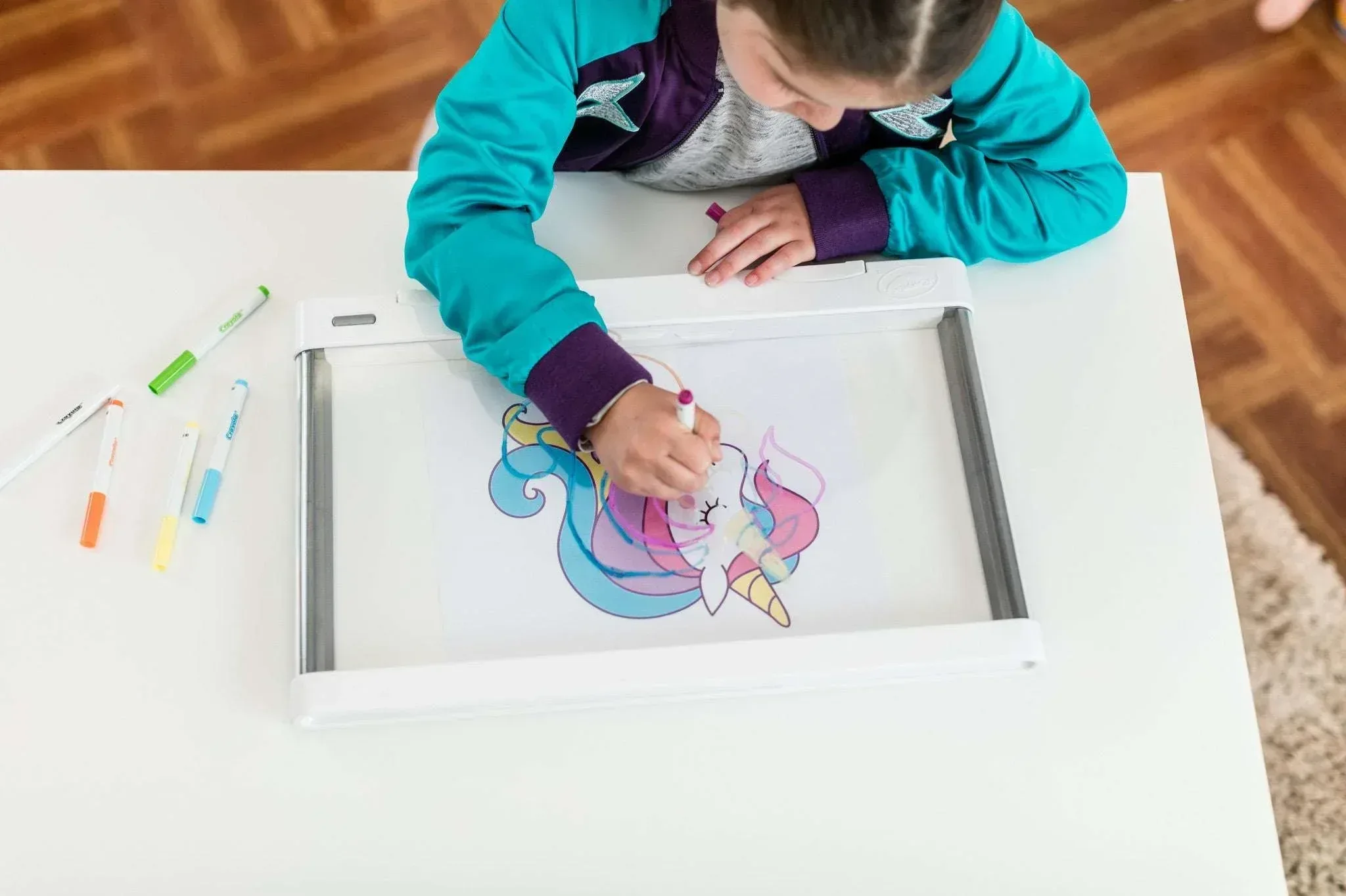 Crayola Ultimate Light Board, White, Holiday & Christmas Gifts for Kids, LED Tracing & Drawing Board, Light Up Toy, Gift, Ages 6 & Up - Image 5