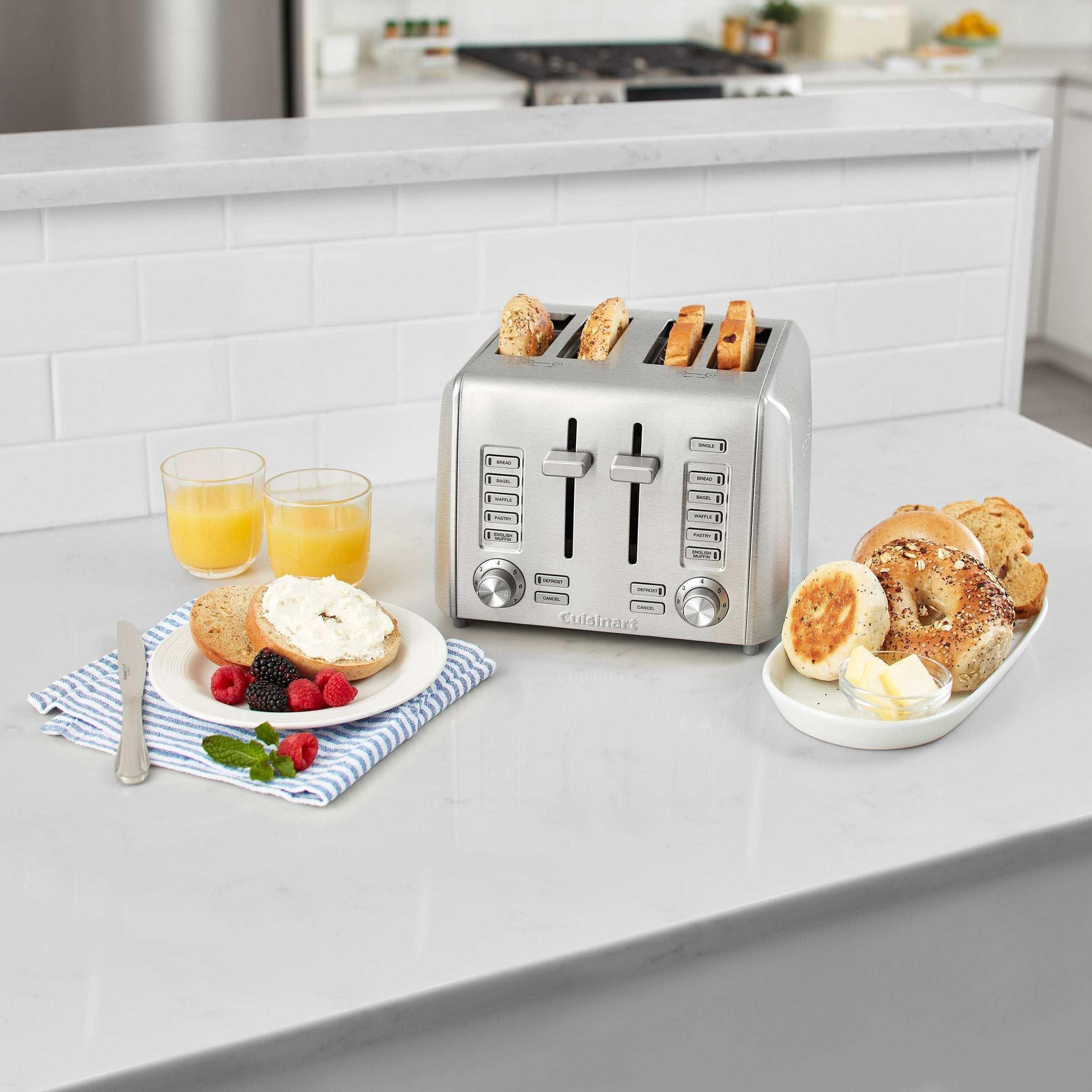 Cuisinart Custom Select 4-slice Toaster - Image 2