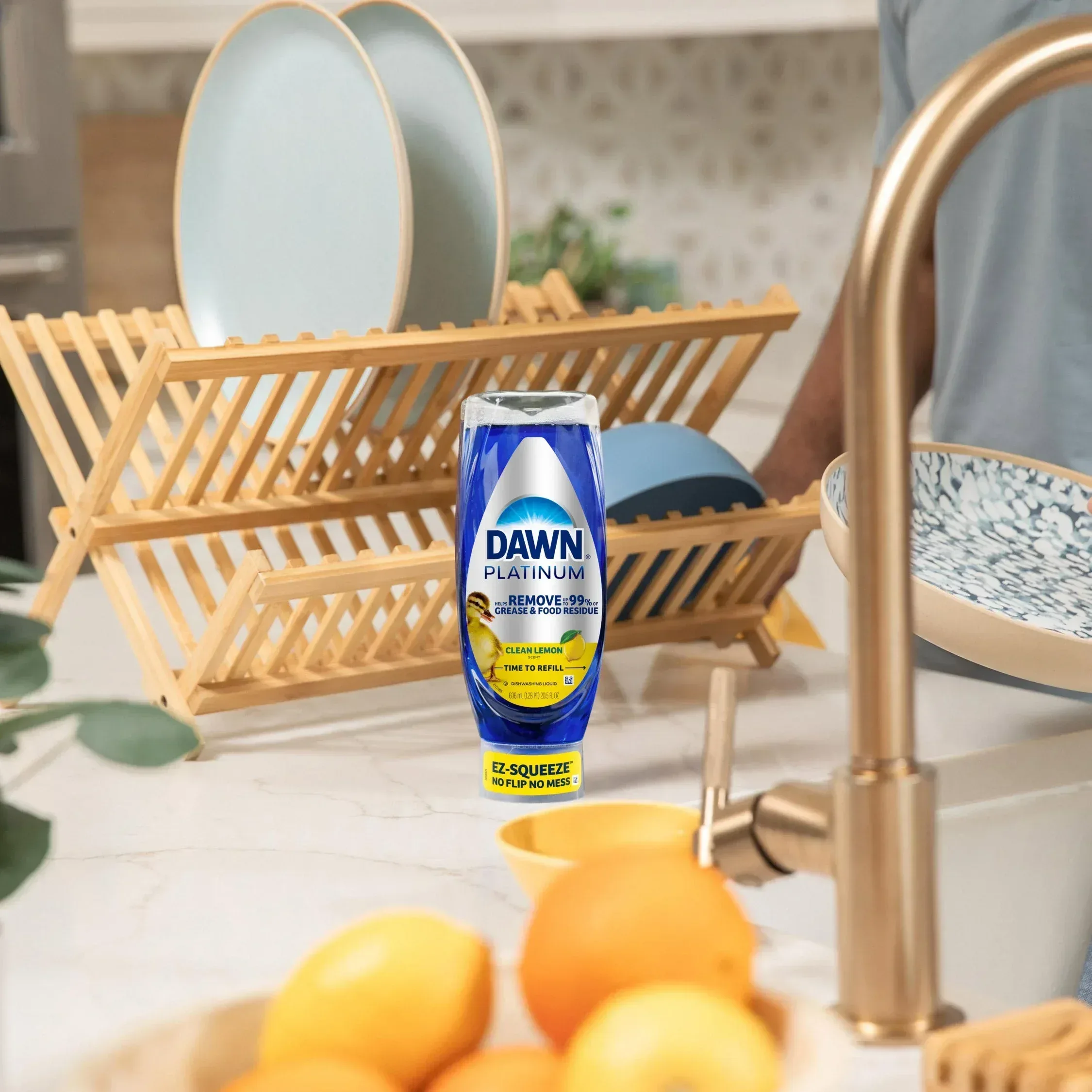 Dawn Platinum Dish Soap, Clean Lemon, 20.5 fl oz, 3-count - Image 2