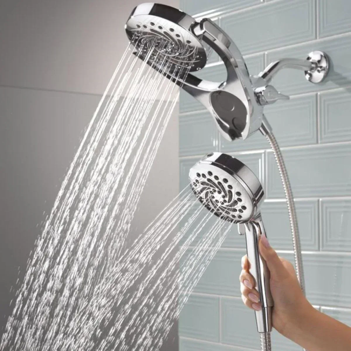 Delta 5-Setting HydroRain with ProClean Hand Shower - Image 2