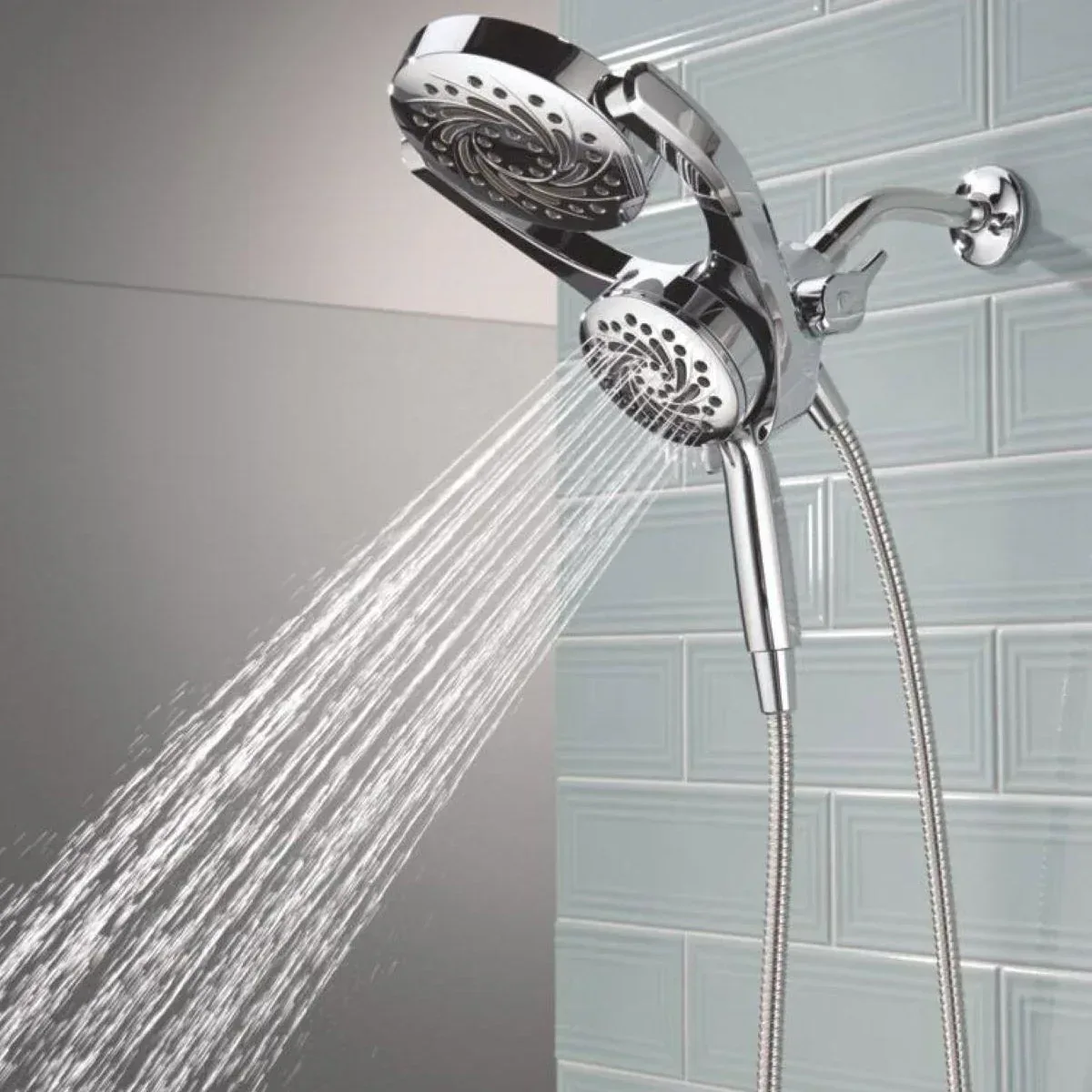Delta 5-Setting HydroRain with ProClean Hand Shower - Image 4