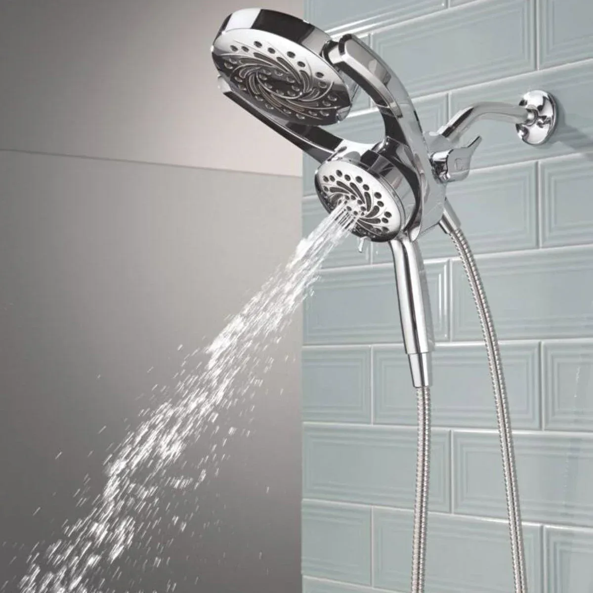 Delta 5-Setting HydroRain with ProClean Hand Shower - Image 5