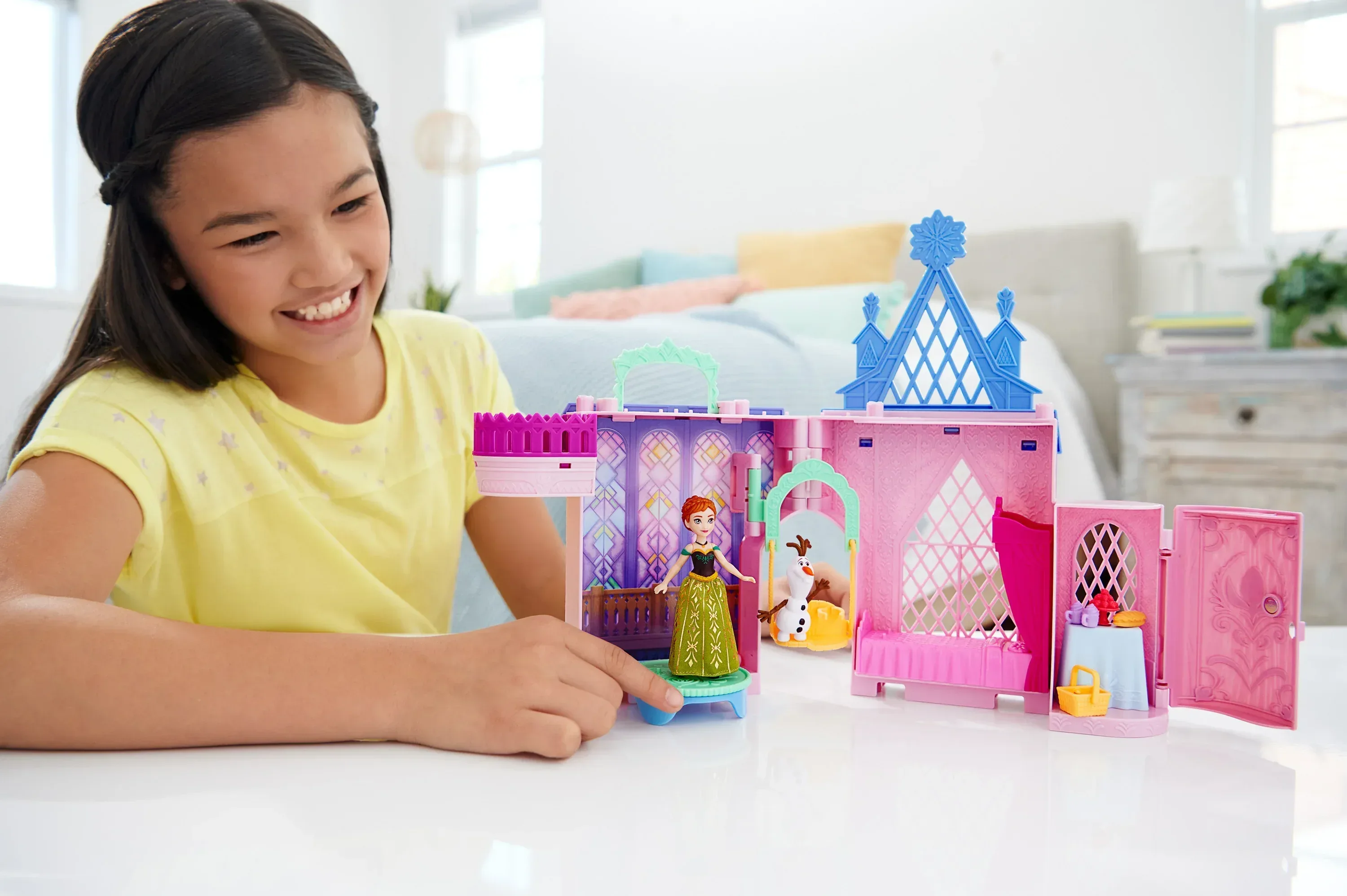 Disney Frozen Storytime Stackers Playset, Anna’s Arendelle Castle Dollhouse with Small Doll - Image 2
