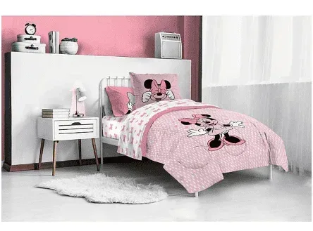 Disney's Minnie Mouse Pretty Girl 5-Piece Twin/Full Bed Set - Image 3