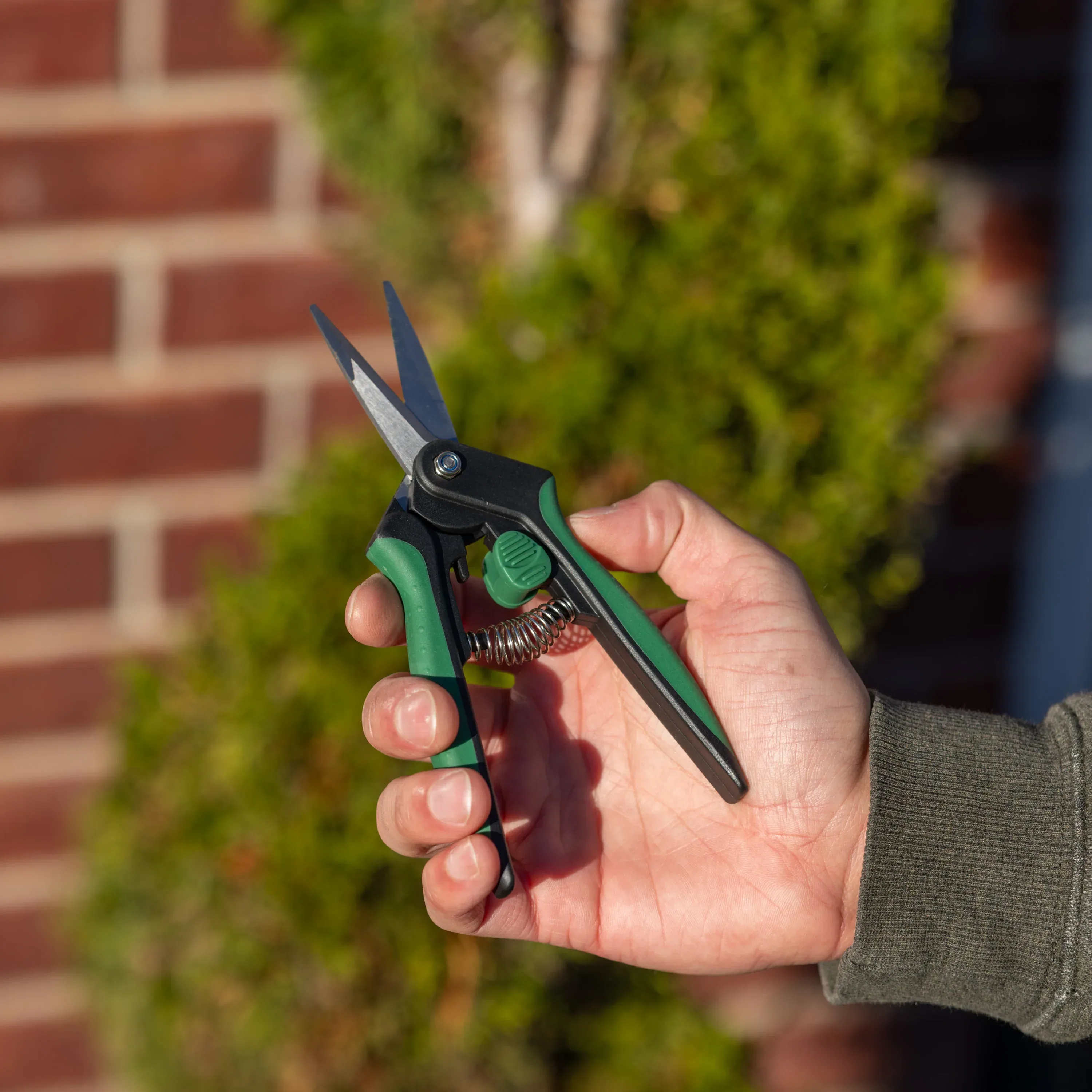 Expert Gardener Snipping Shears - Image 5