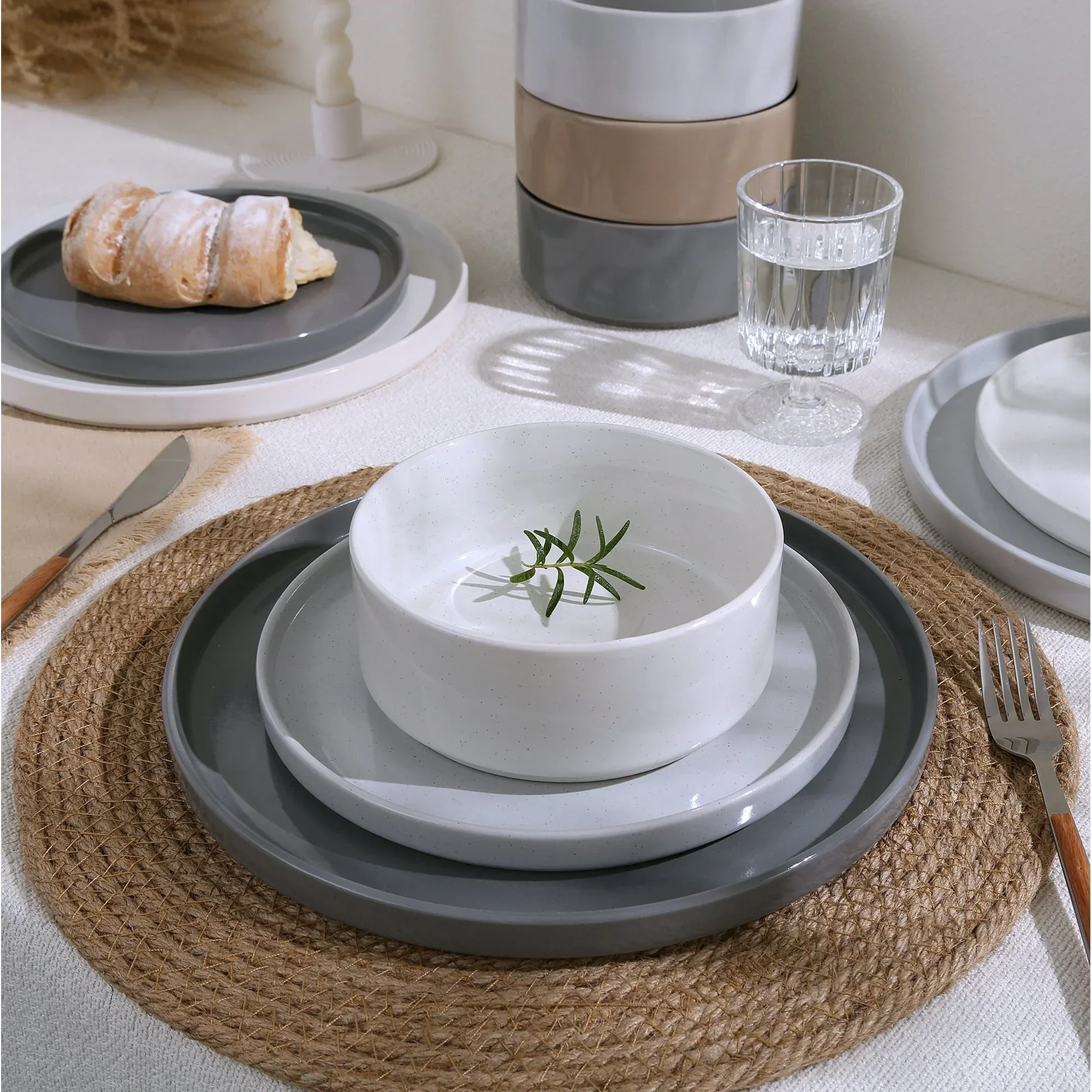 Famiware 12-Piece Stoneware Dinnerware Set with Plates & Bowls for 4, White - Image 8