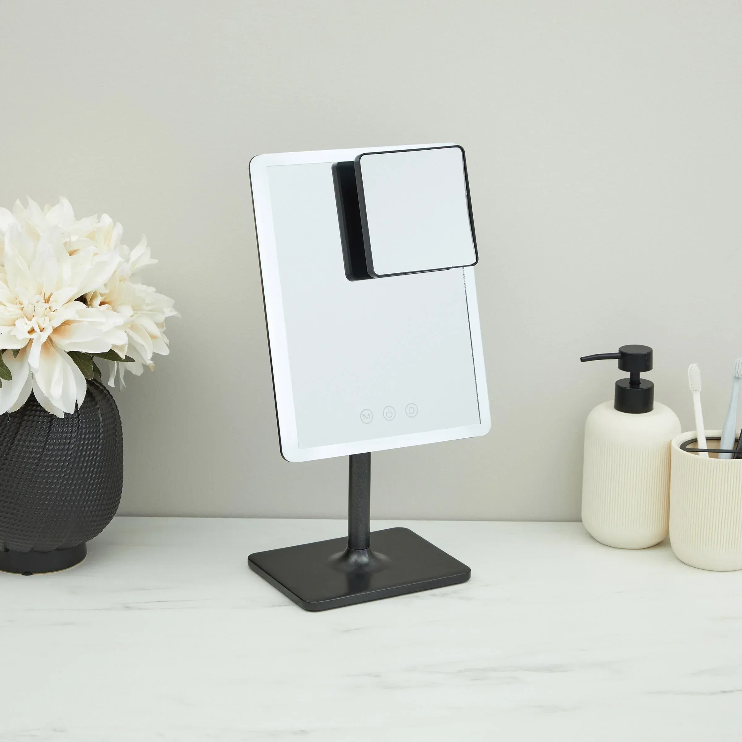 GloTech Calypso Adjustable LED Rechargeable Mirror - Image 9