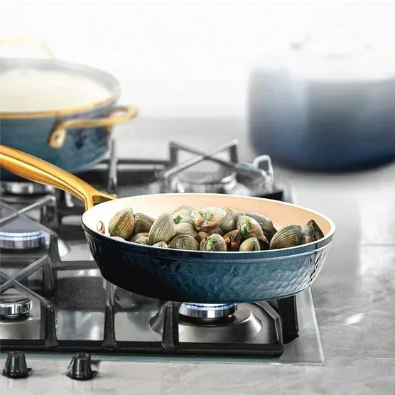 Gotham Steel Pro Hammered Ceramic Non-stick 3-piece Skillet Set - Image 12