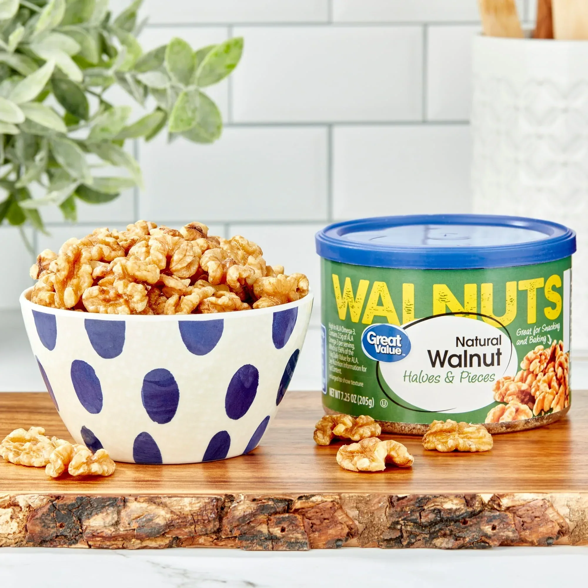 Great Value Natural Walnut Halves & Pieces, 7.25 Oz - Image 2