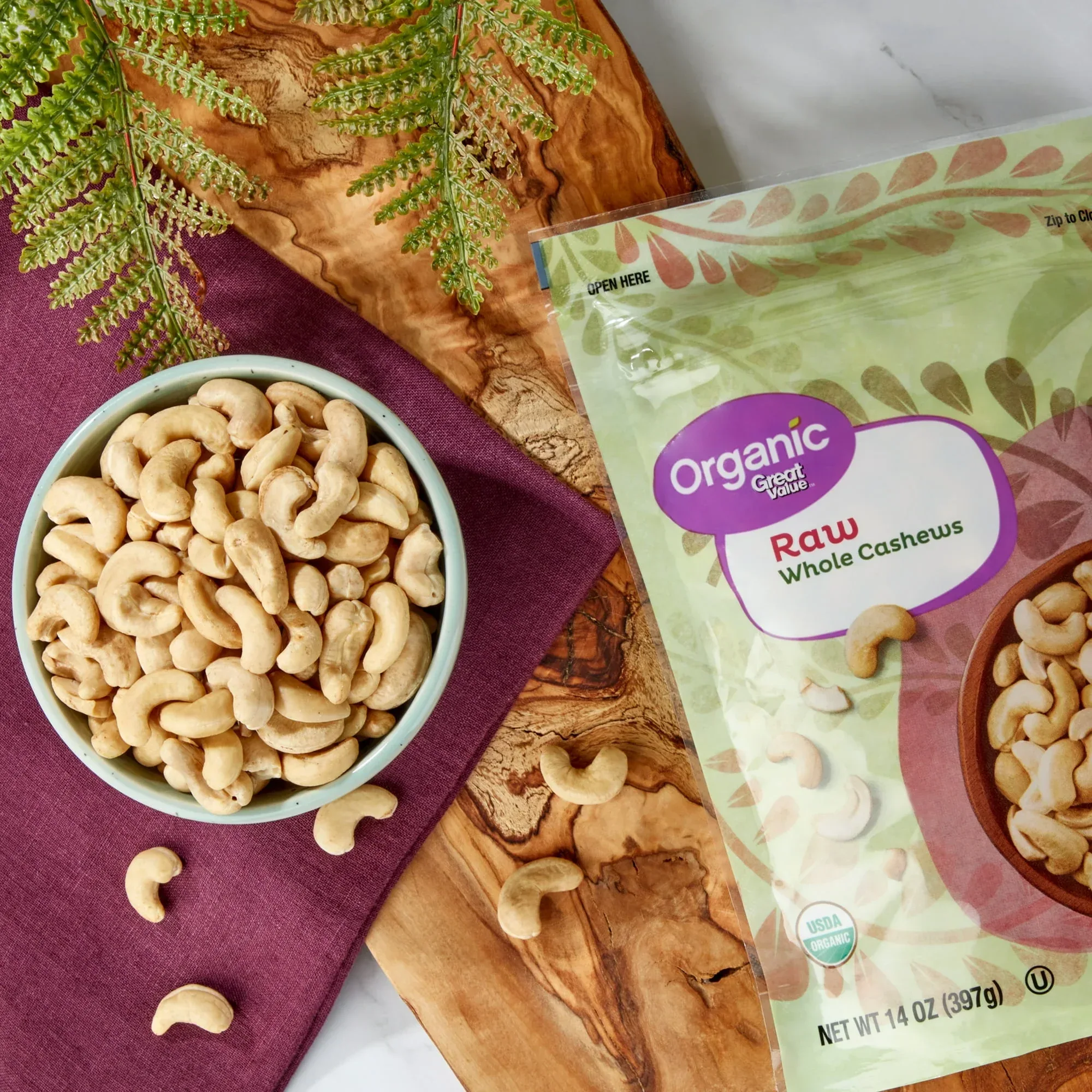 Great Value Organic Raw Whole Cashews, 14 oz - Image 2