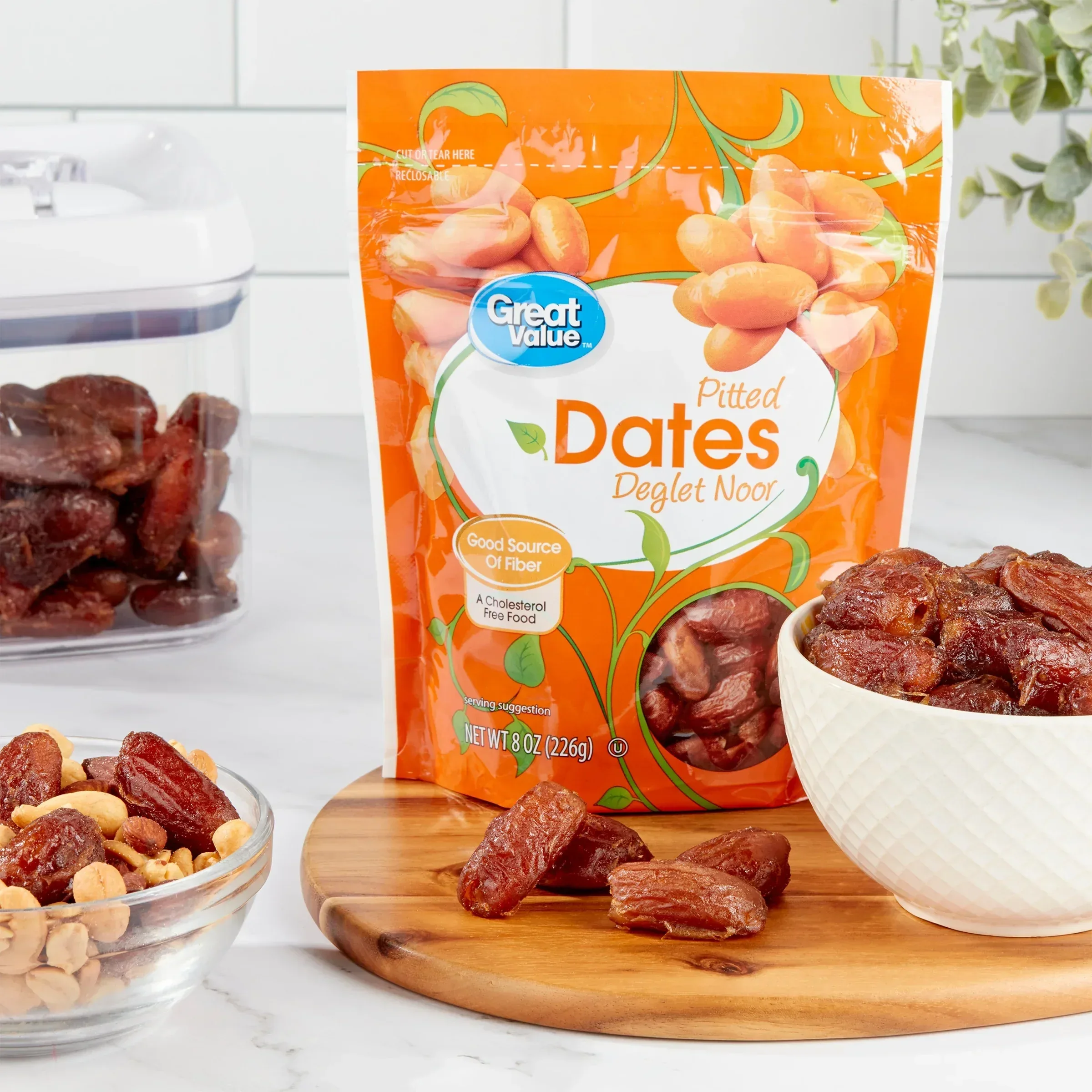 Great Value Pitted Deglet Noor Dates Dried Fruit, 8 oz - Image 2