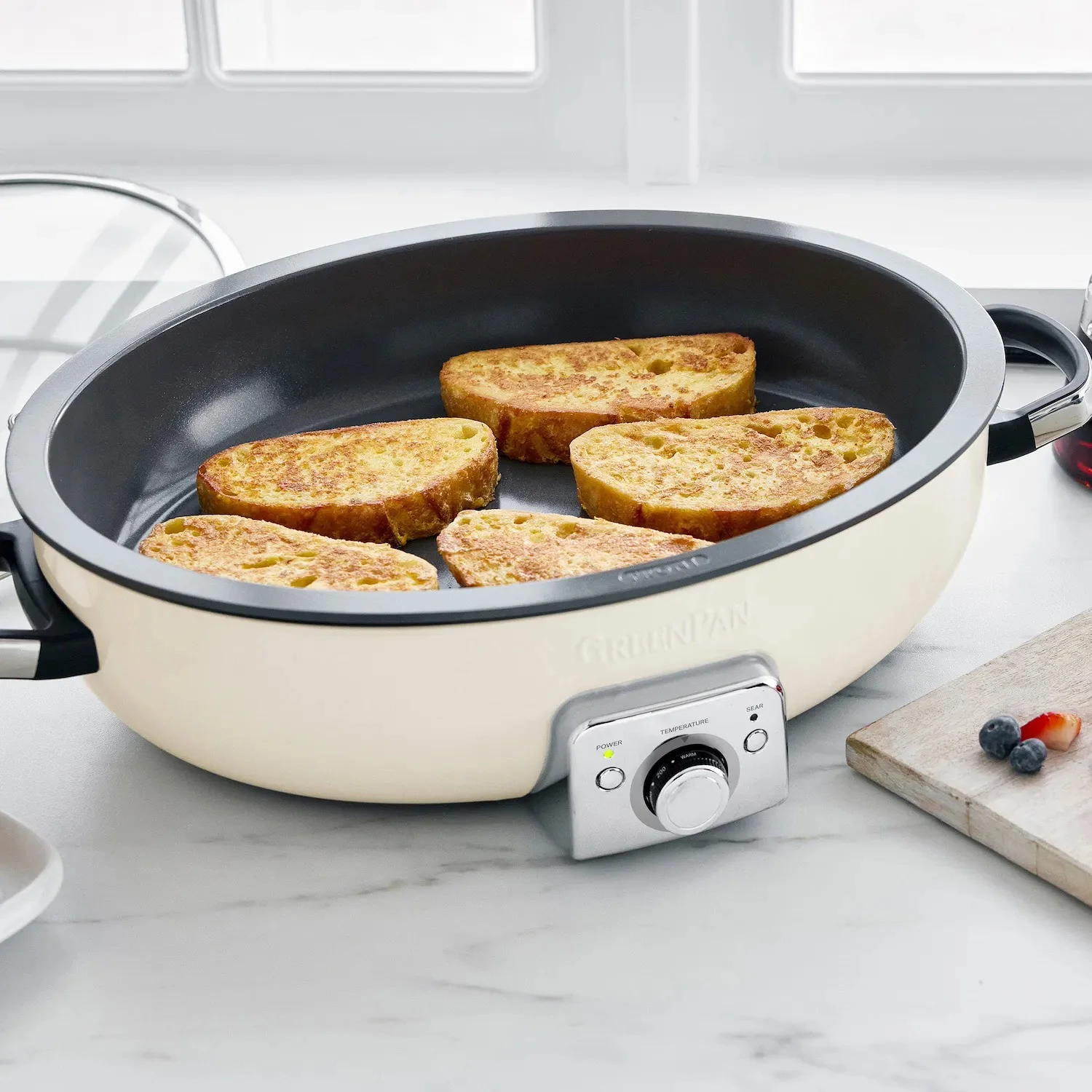 GreenPan Elite Ceramic Nonstick Oval Electric Skillet, 5.5 qt. - Image 11