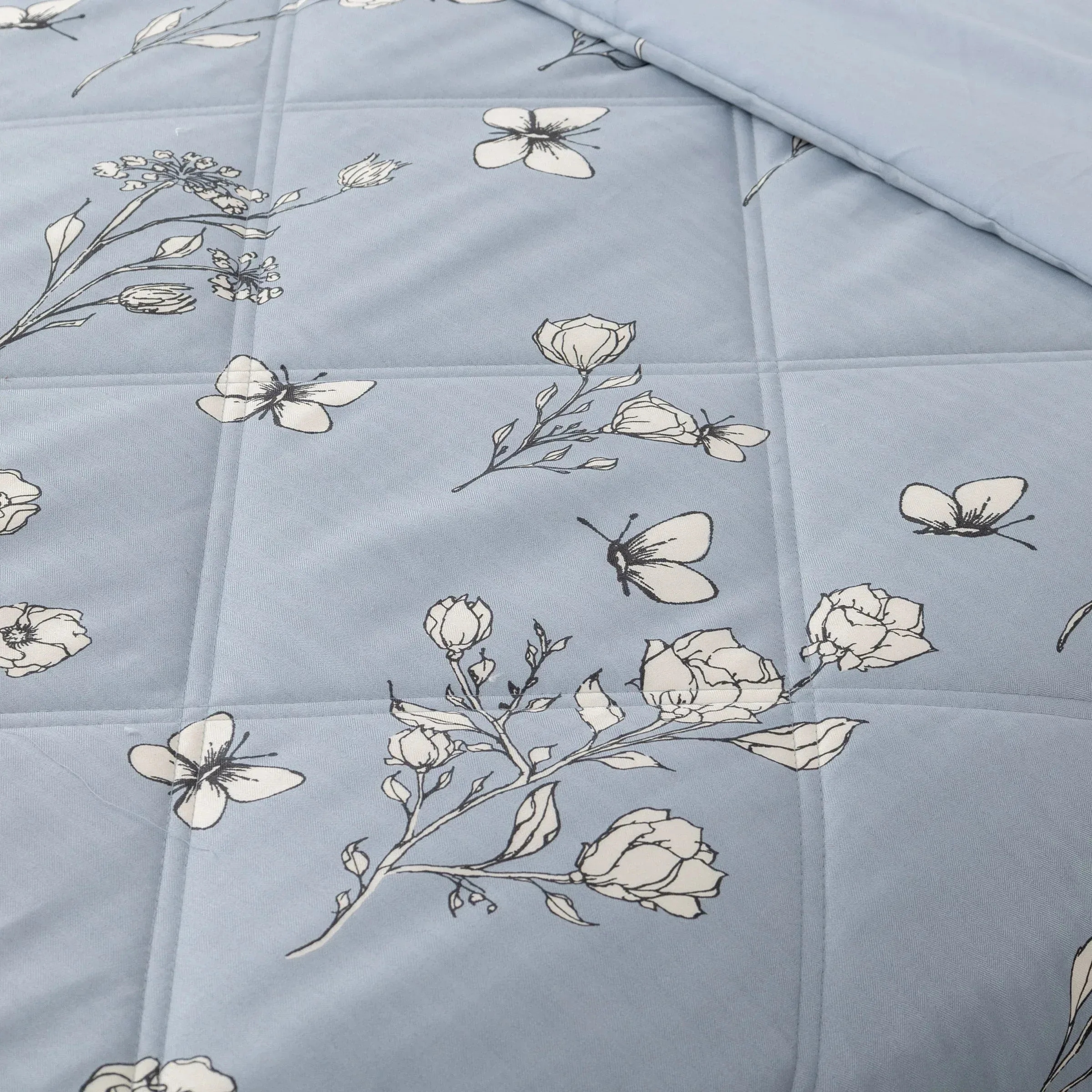 Herringbone Microfiber Down Alternative Blanket - Image 5