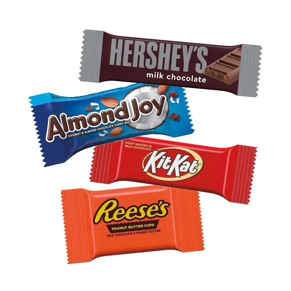 Hershey Assorted Chocolate Snack Size Candy, Variety Bag 15.57 Oz, 30 Pieces - Image 3