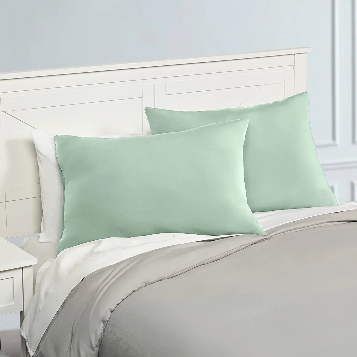 HGTV 2-Pack Fun Cloud Bed Pillow, 20" x 28" - Image 9
