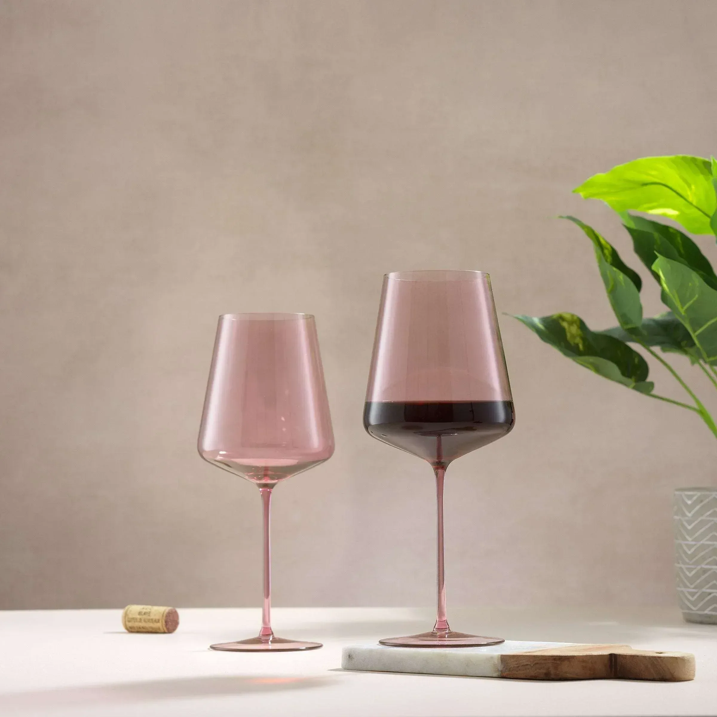 JoyJolt Sidney Red Wine Glasses, Set of 6 - Image 4