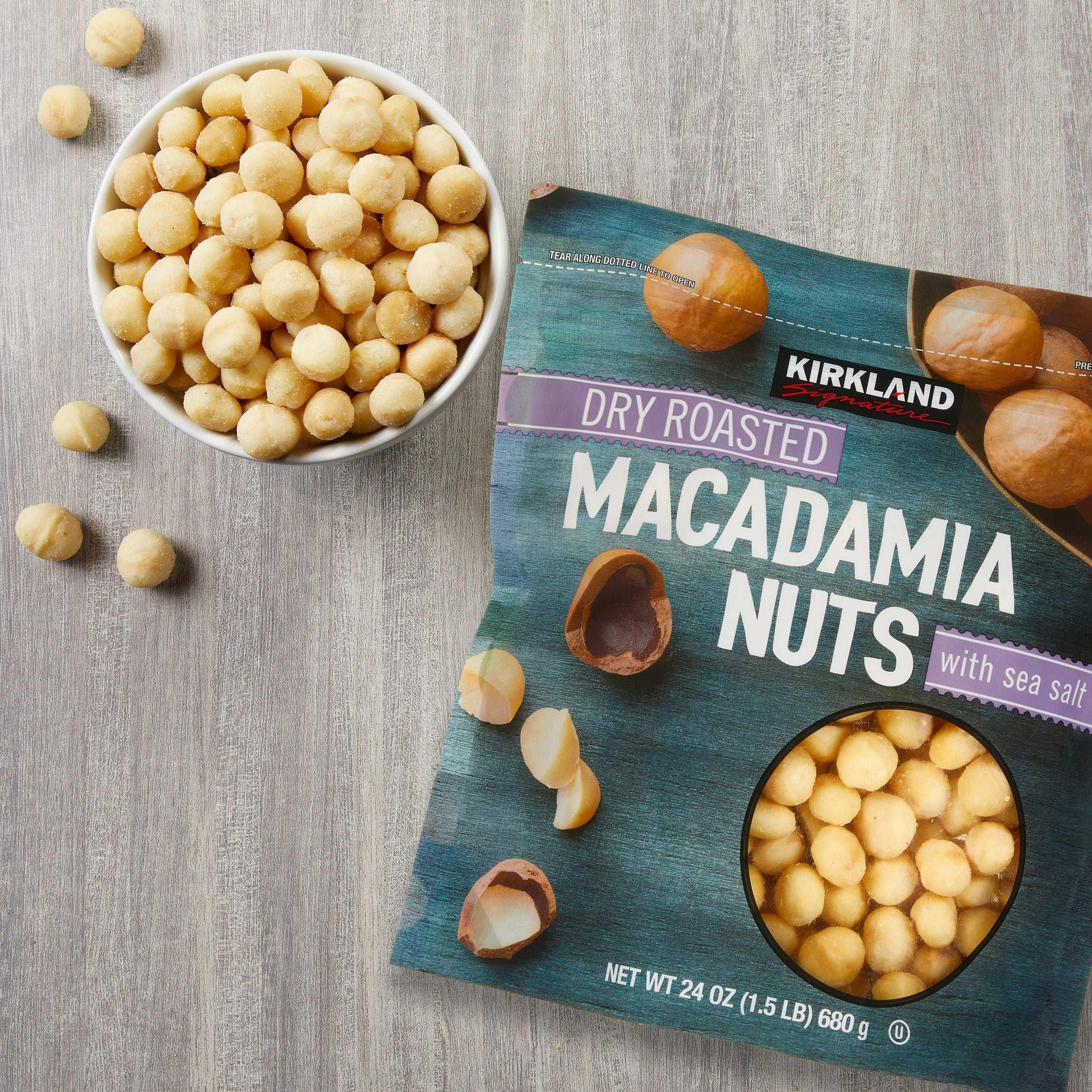 Kirkland Signature Dry Roasted Macadamia Nuts, 1.5 lbs - Image 4
