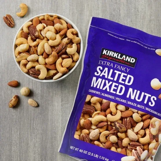 Kirkland Signature Extra Fancy Mixed Nuts, Salted, 2.5 lbs - Image 4