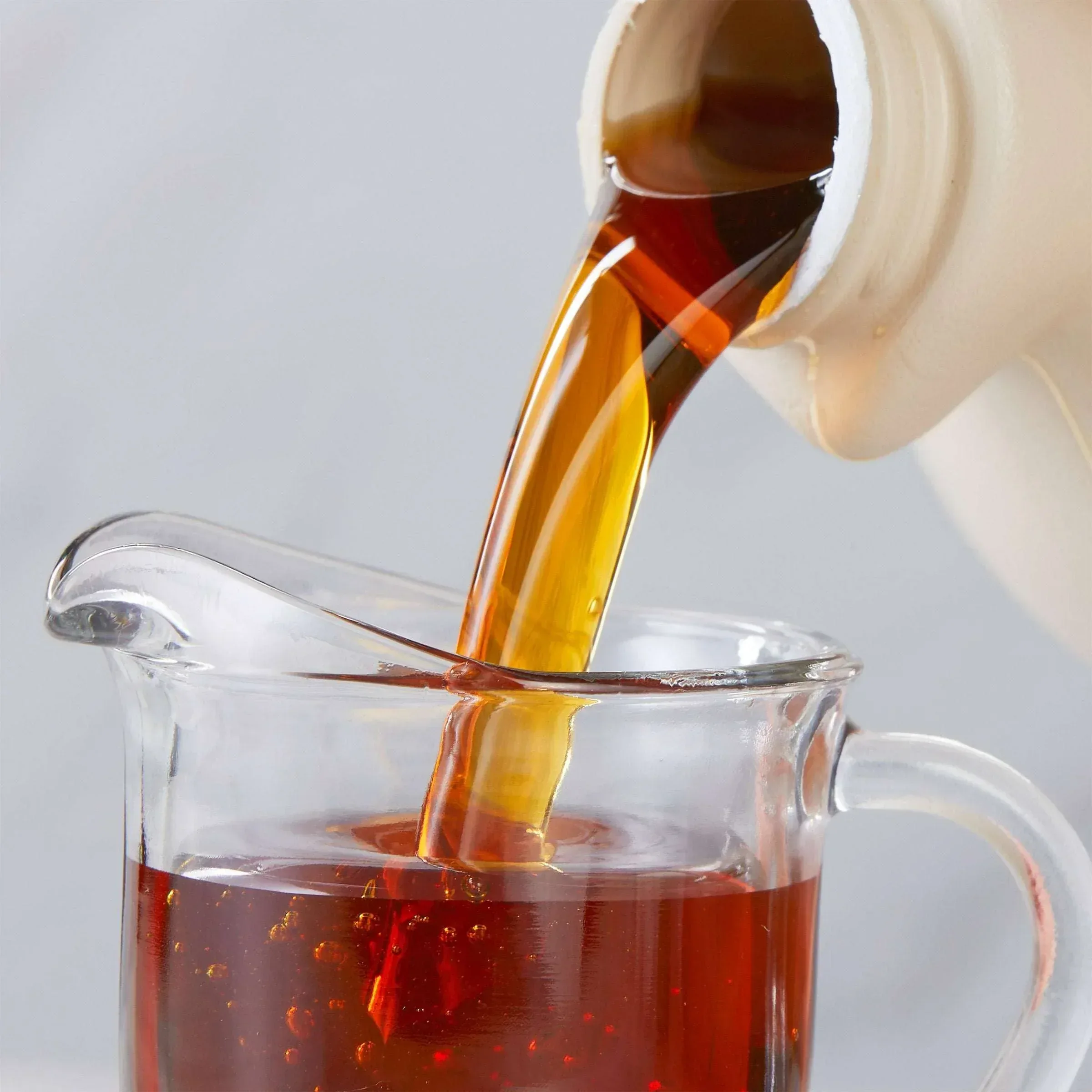 Kirkland Signature Organic Pure Maple Syrup, 33.8 oz - Image 5