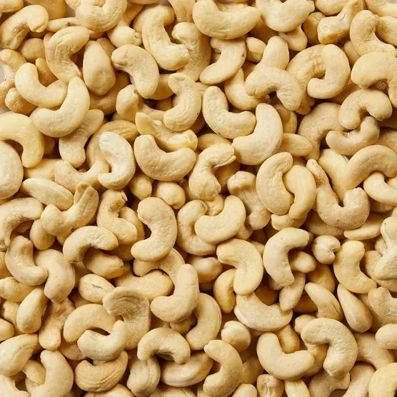 Kirkland Signature Organic Whole Cashews, Unsalted, Unroasted, 2.5 lbs - Image 5