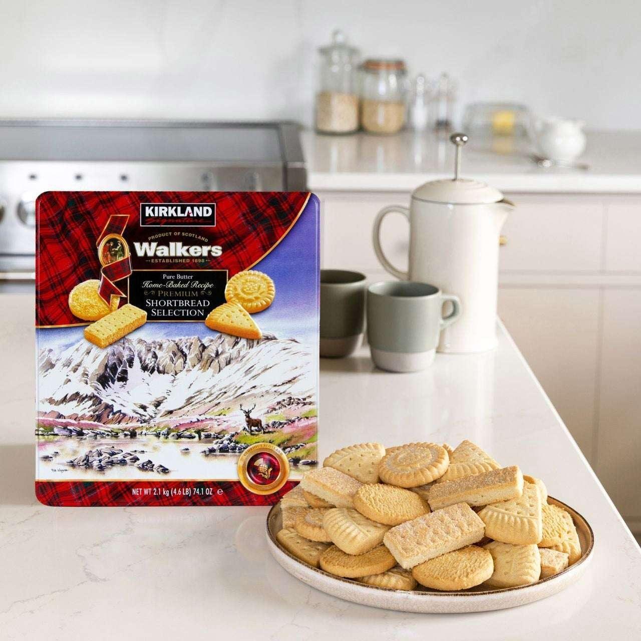 Kirkland Signature Walkers Premium Shortbread Selection, 4.6 lbs - Image 2