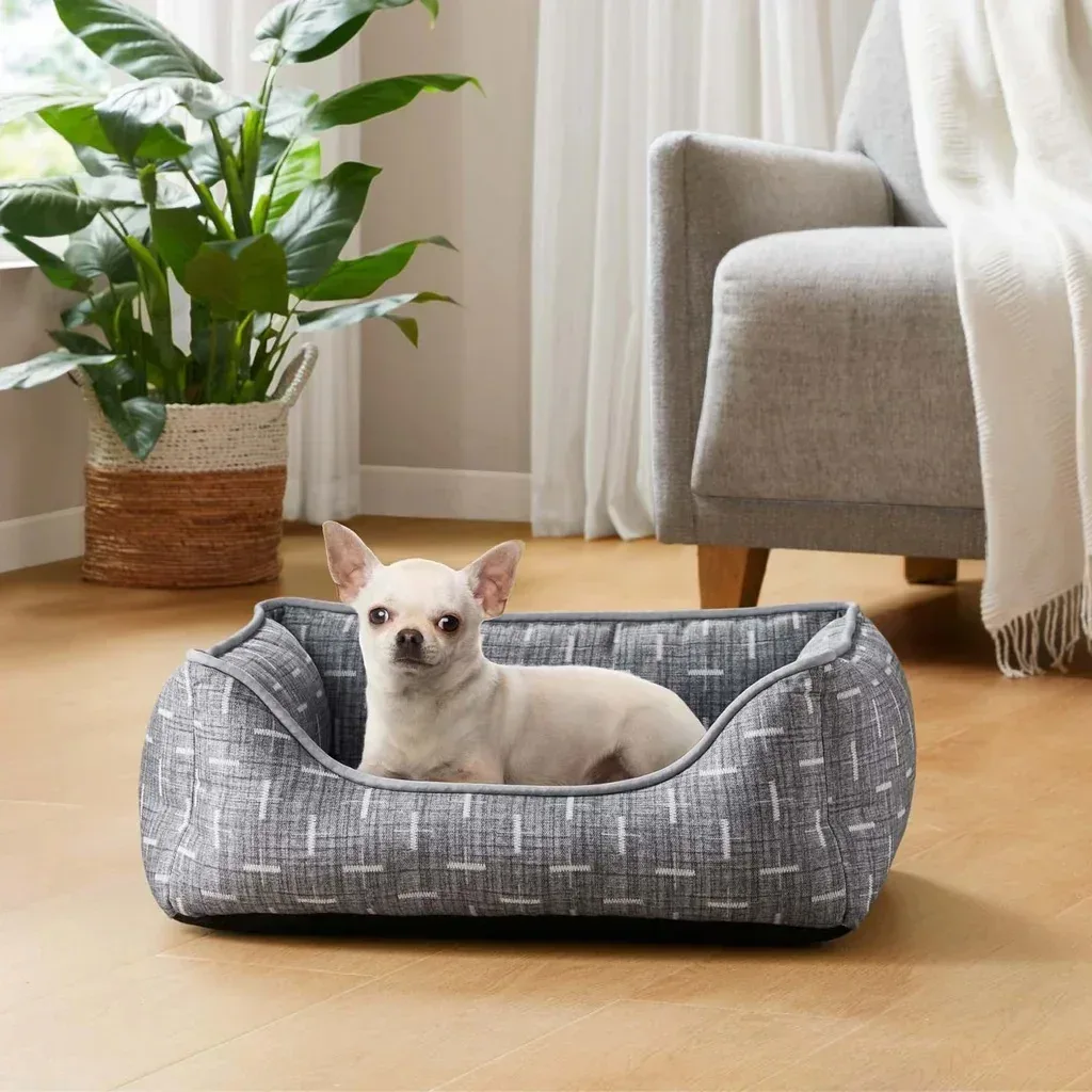 Kirkland Signature Wide Walled Cuddler Pet Bed