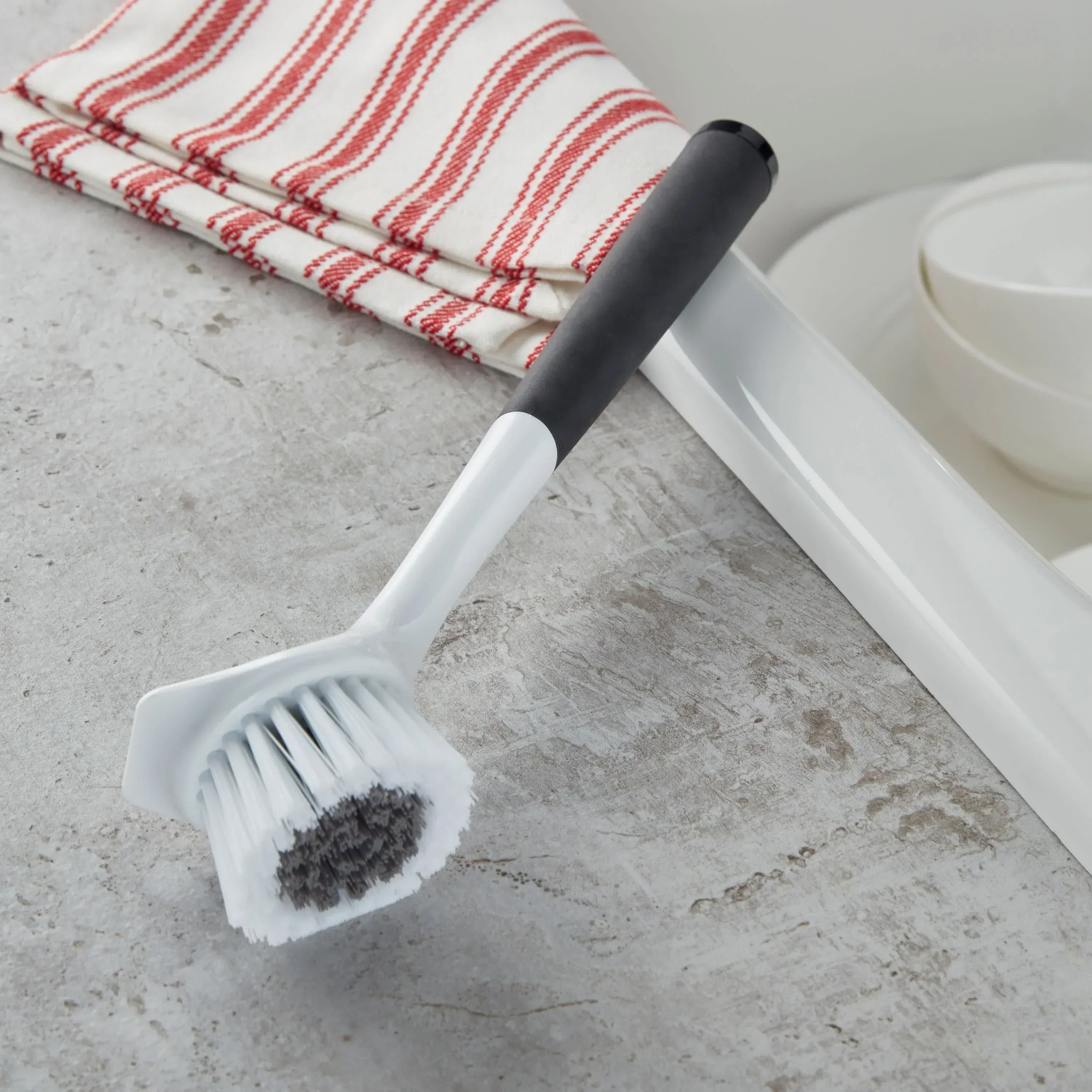 KitchenAid Round Sink Angled Brush with Black Soft Touch Handle - Image 4