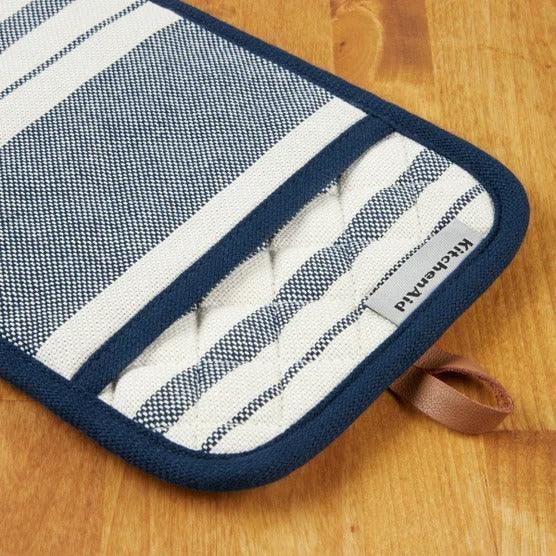 KitchenAid Vintage Stripe Pot Holder and Oven Mitt Set, 4-pack - Image 9