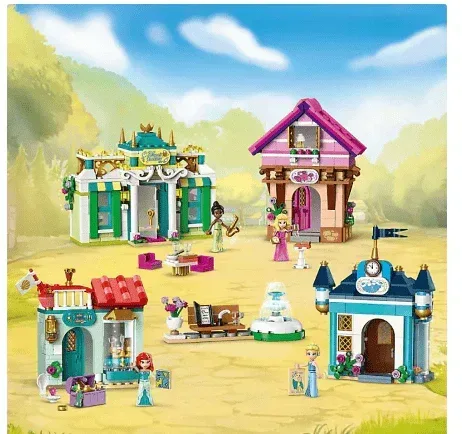LEGO Disney Princess: Disney Princess Market Adventure (817 Pieces) - Image 2