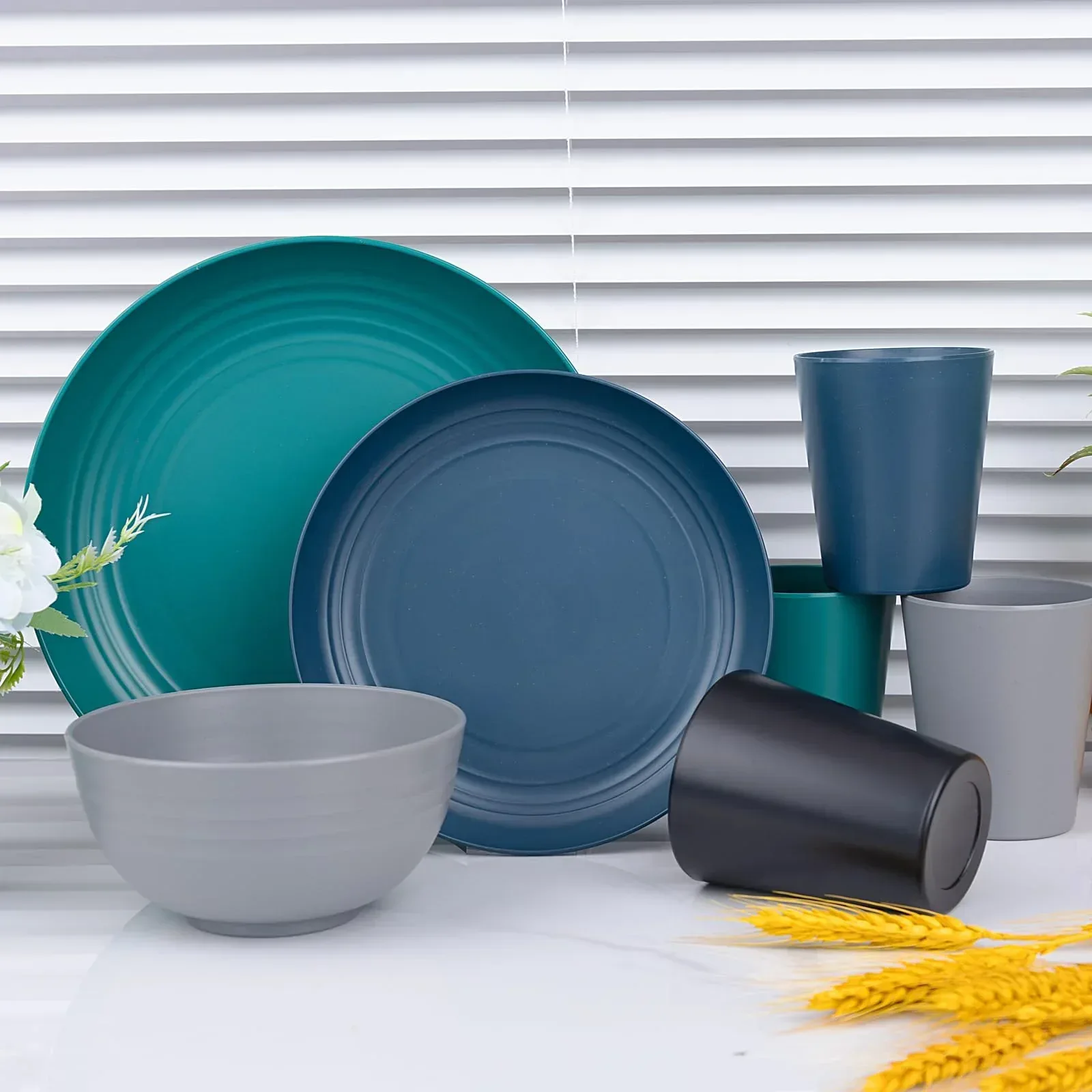 LVL Wheat Straw Dinnerware, Microwave Dishwasher Safe, Unbreakable Light Weight Plates Service For 8, Reusable Tableware Set, Multicolor Set 16pcs Plates, 8pcs Bowls, 8pcs Cups- Black - Image 3