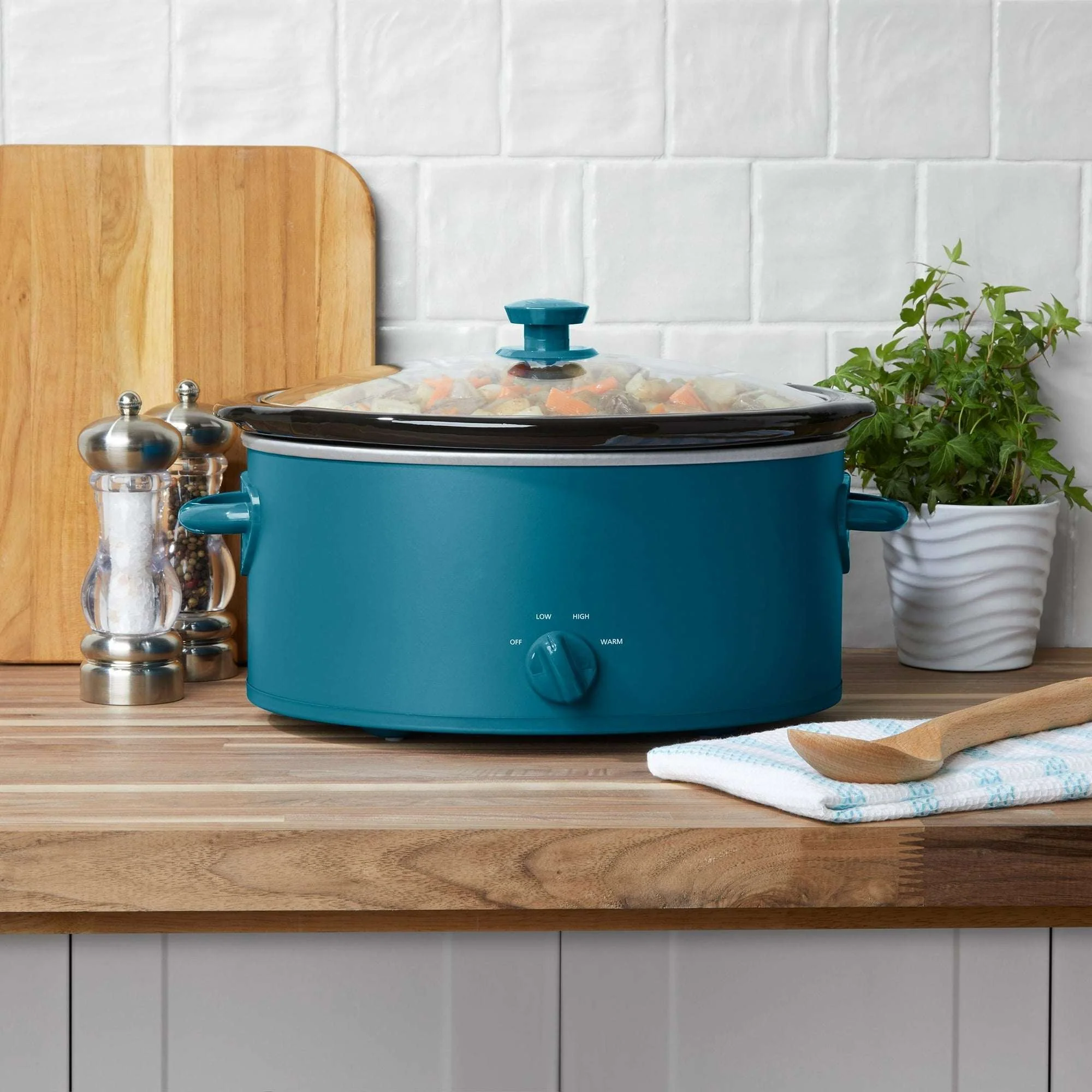 Mainstays Corsair Blue 6 Quart Oval Slow Cooker with Glass Lid - Image 5