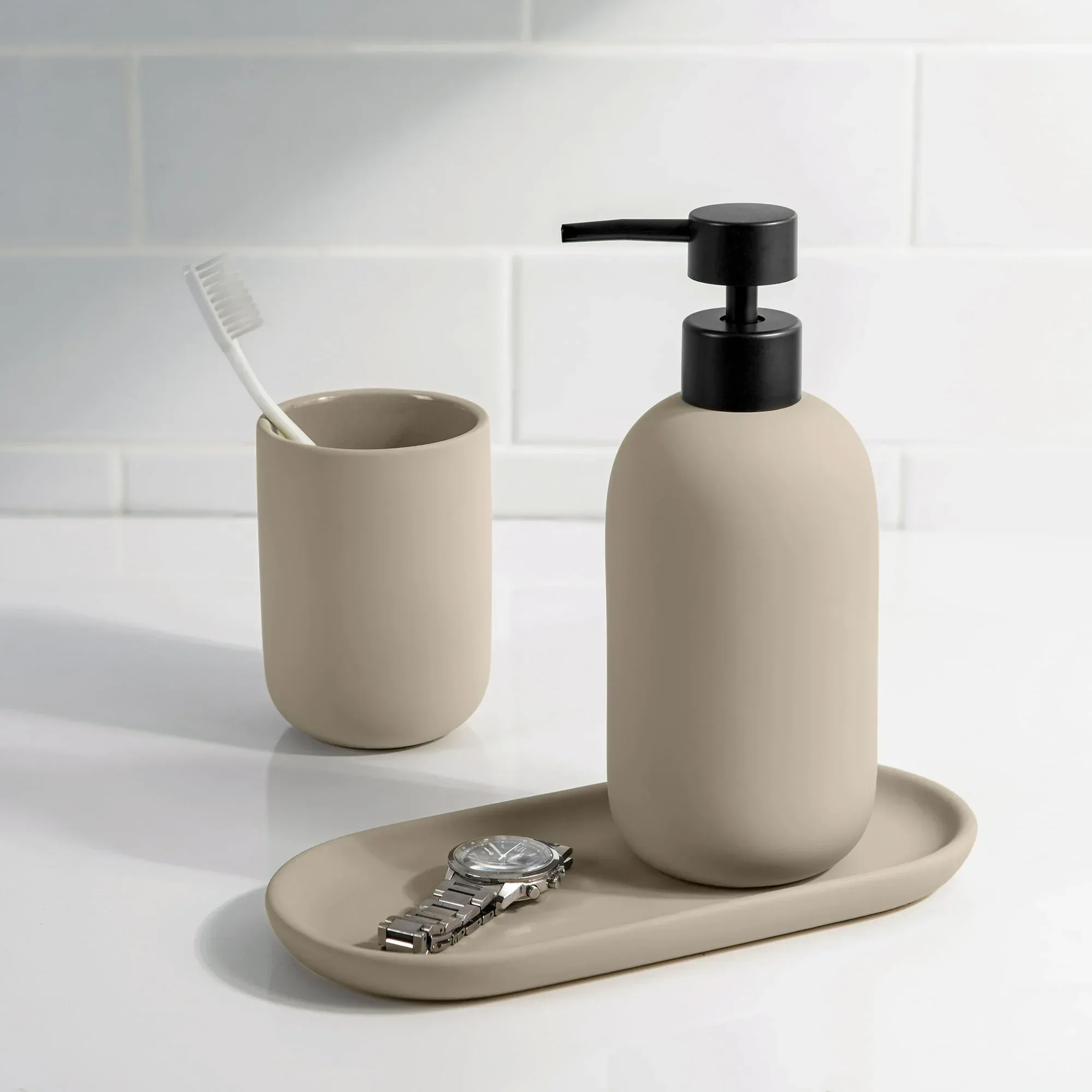 Mainstays Soft Touch Ceramic Toothbrush Holder for Adults - Image 12