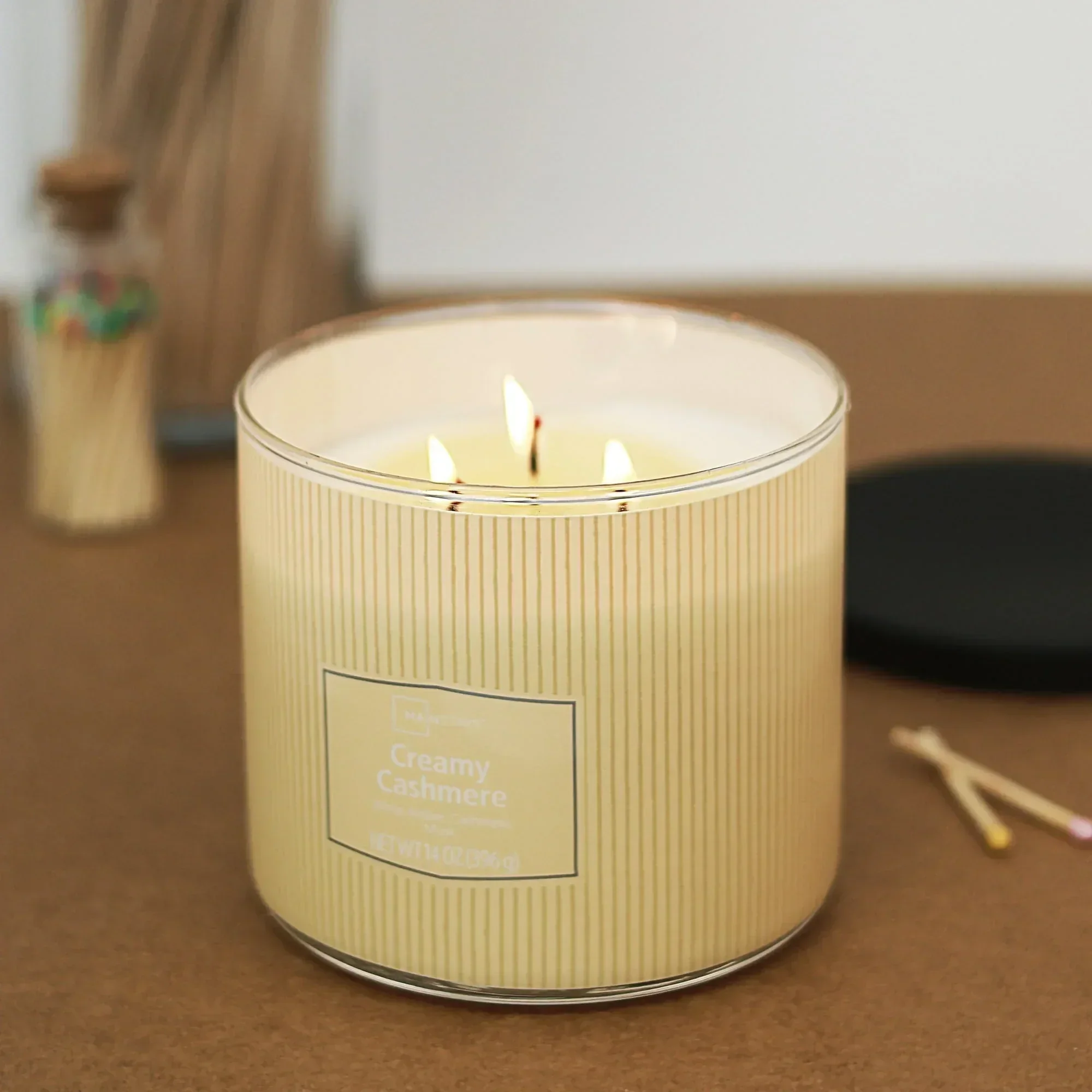 Mainstays Textured Wrapped Candle Creamy Cashmere, 14 Ounce - Image 6