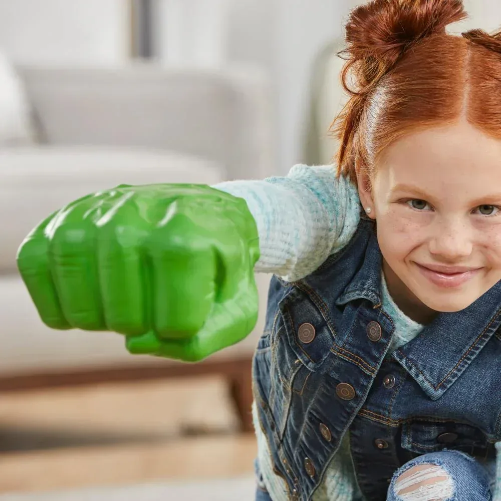 Marvel Avengers Hulk Gamma Smash Fists Role Play Toy for Kids, Stocking Stuffers for Kids 5 and up - Image 2