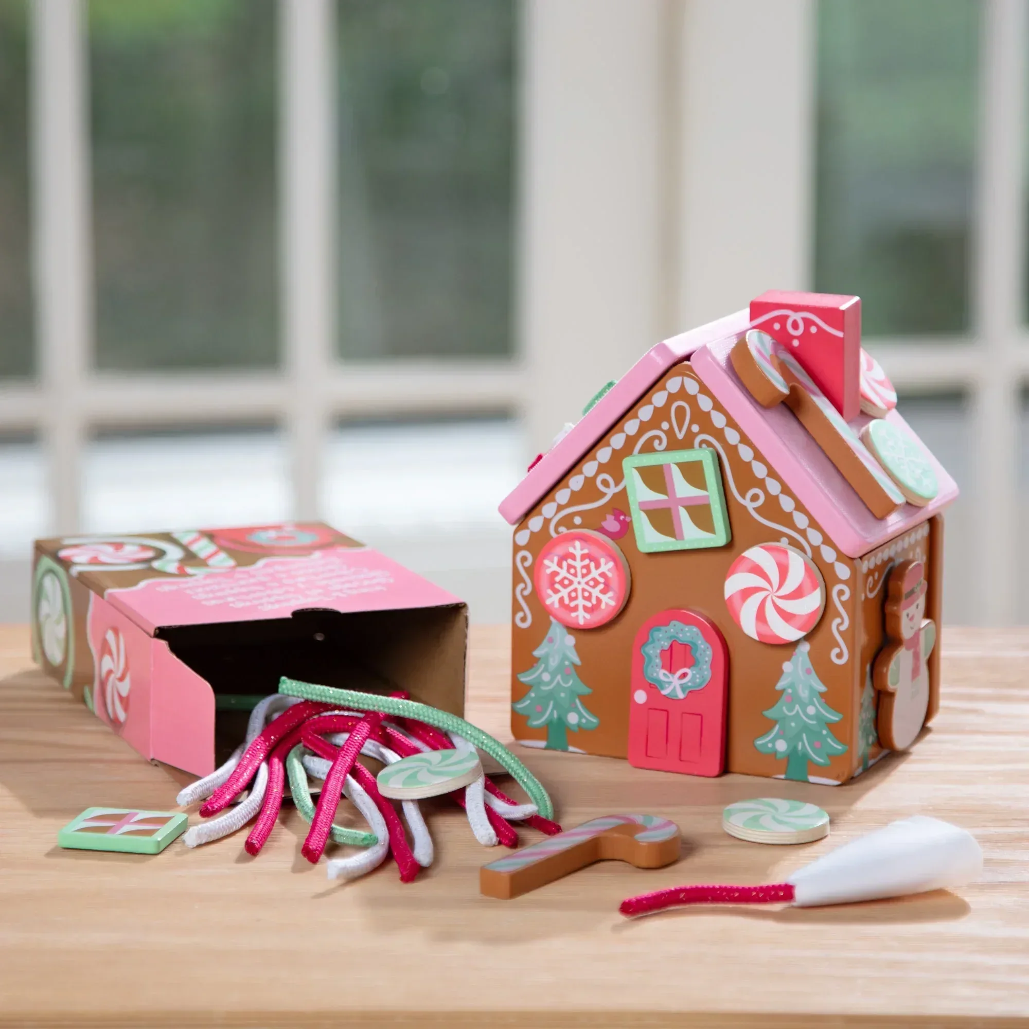 Melissa & Doug Pink Wooden Gingerbread House Reusable, Mess-Free Play Set Activity for Boys and Girls - Image 9