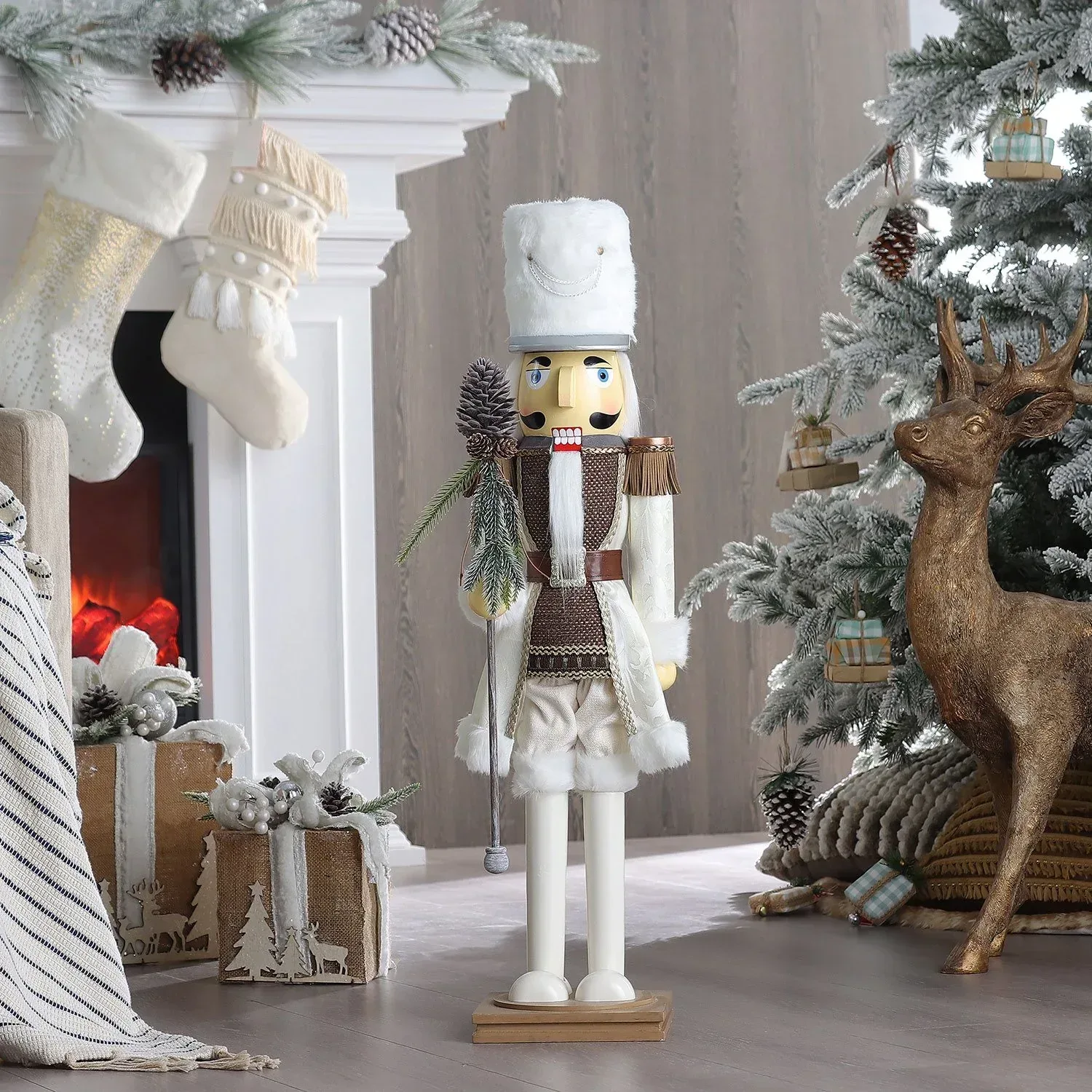 Member’s Mark 32" Decorative Wooden Nutcracker - Image 2