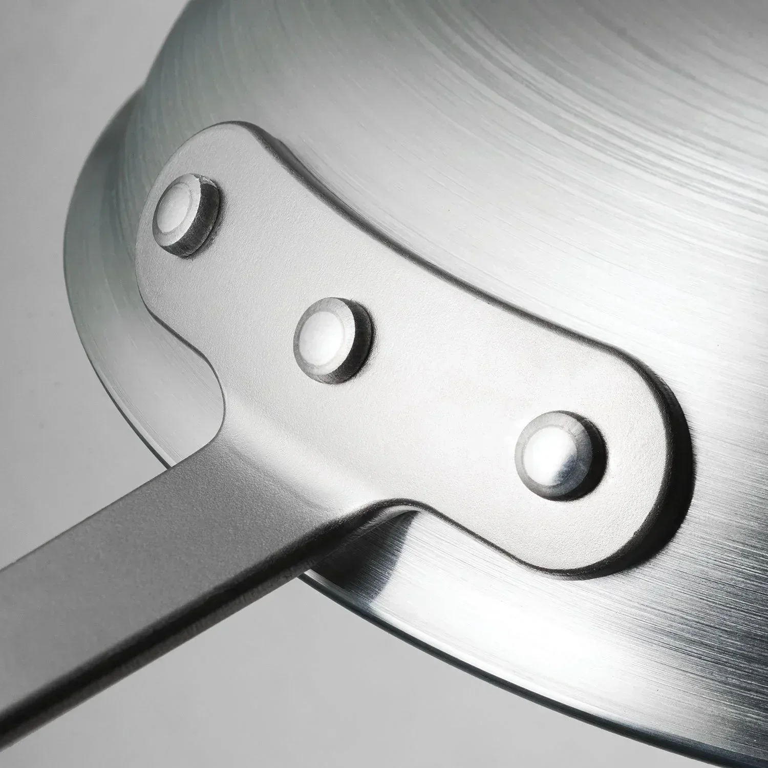 Member's Mark 12" Aluminum Nonstick Restaurant Fry Pan - Image 9