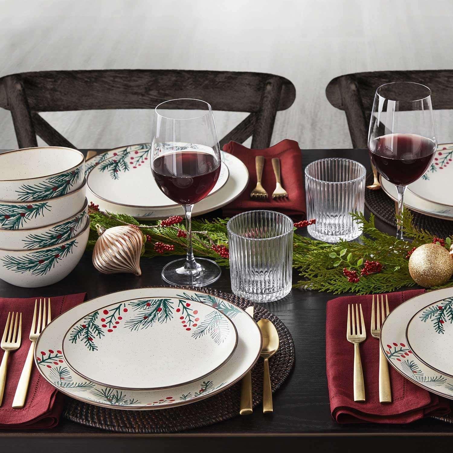 Member's Mark 12-Piece Stoneware Holiday Dinnerware Set - Image 6